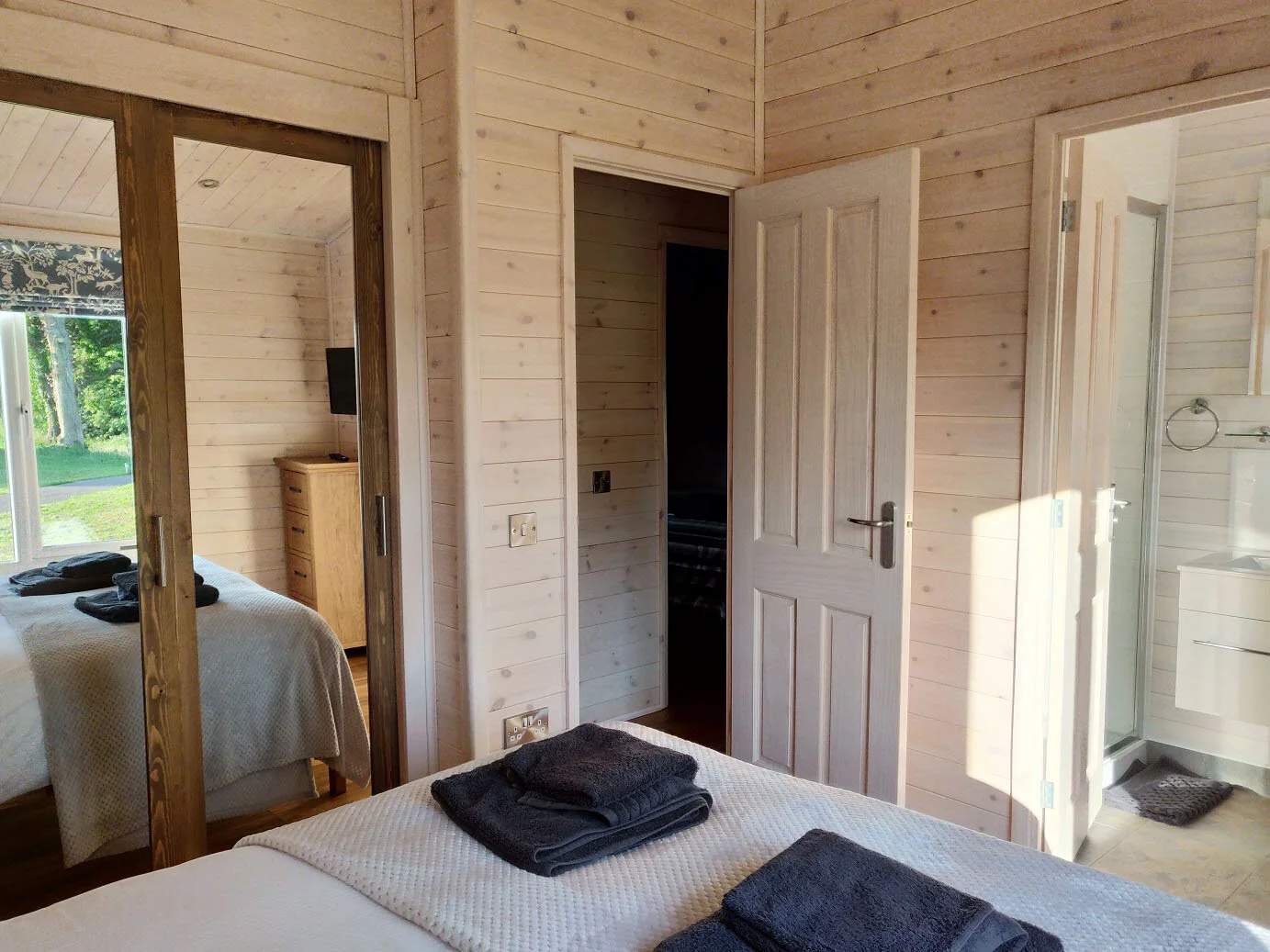 Riverdale Oystercatcher Lodge — Riverdale Rural Holidays