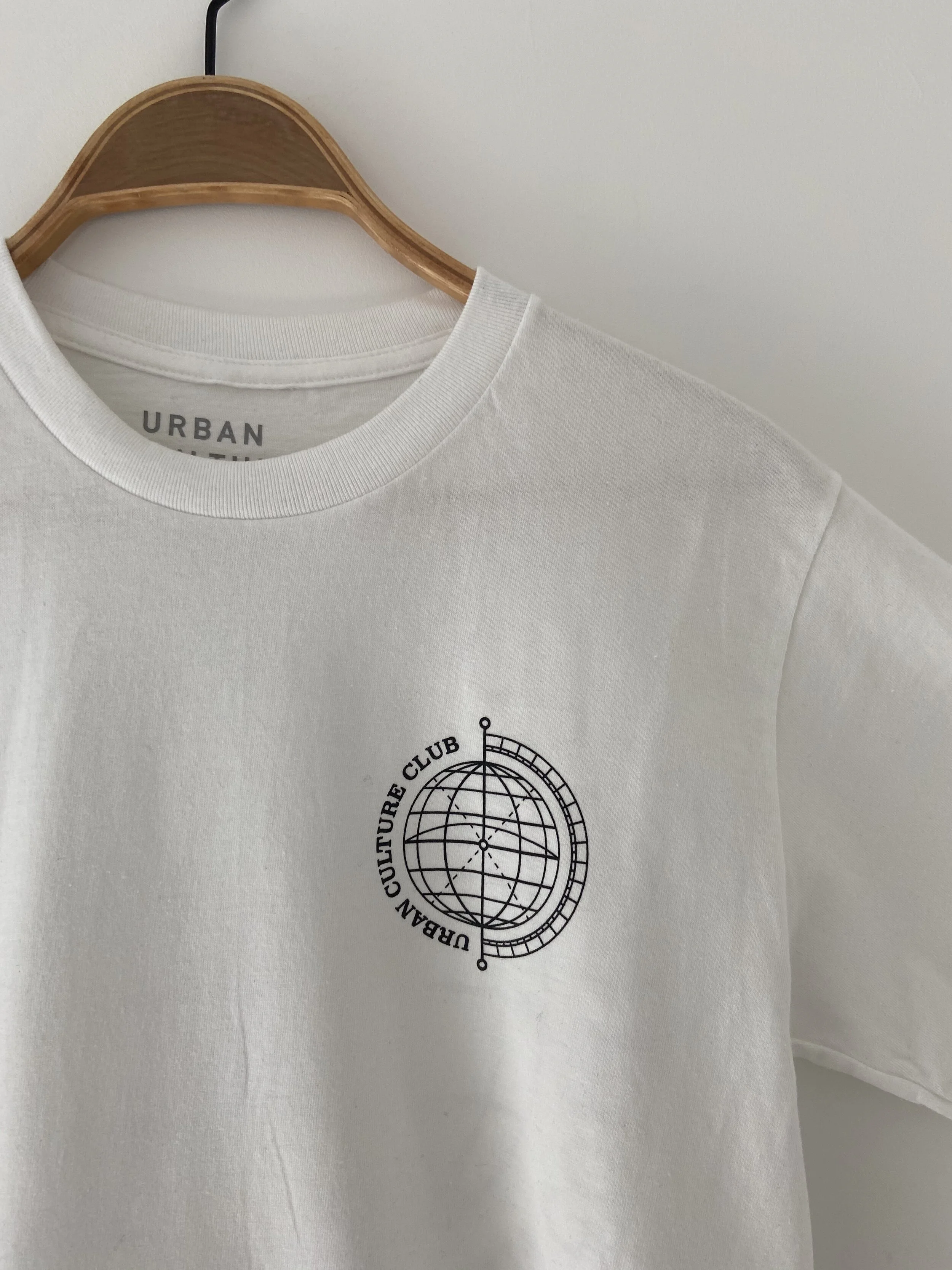 supreme globe tee