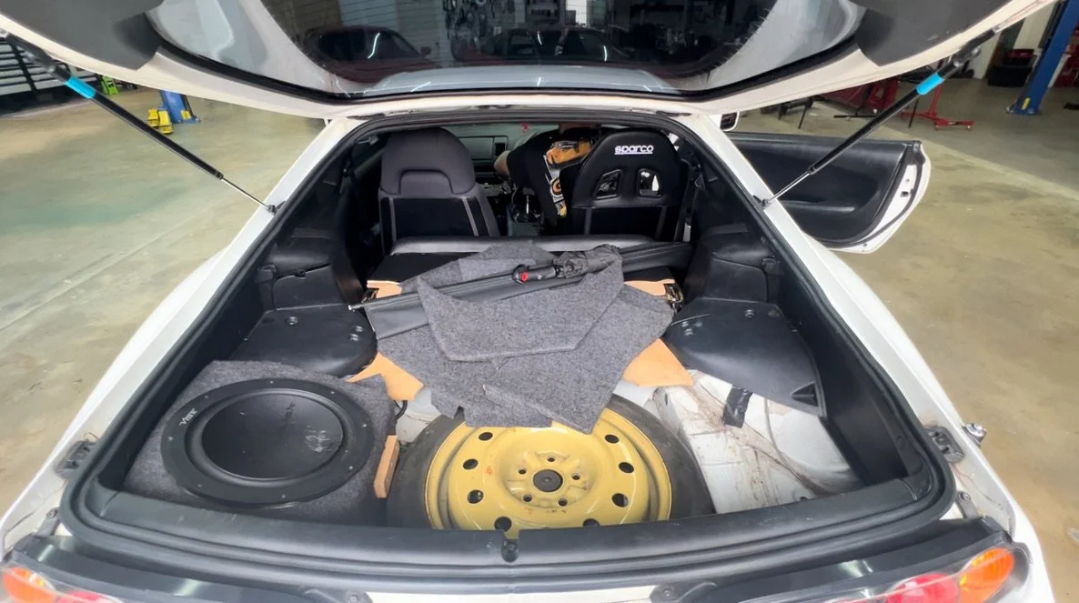 MKIV Supra Trunk - before picture.jpeg