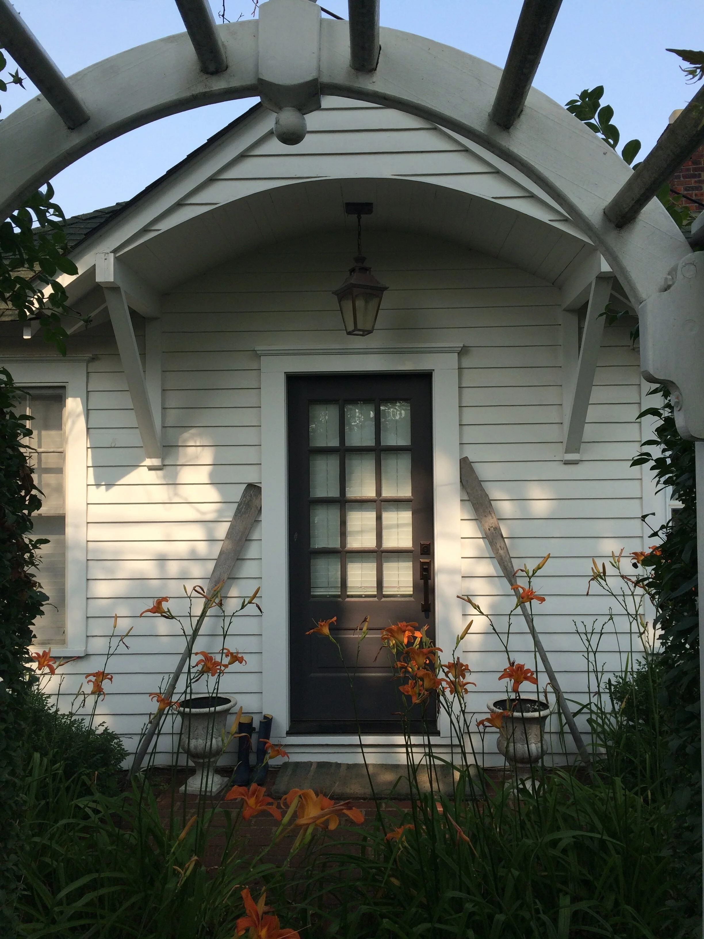 Photographs: Design &amp; Your First Impressions