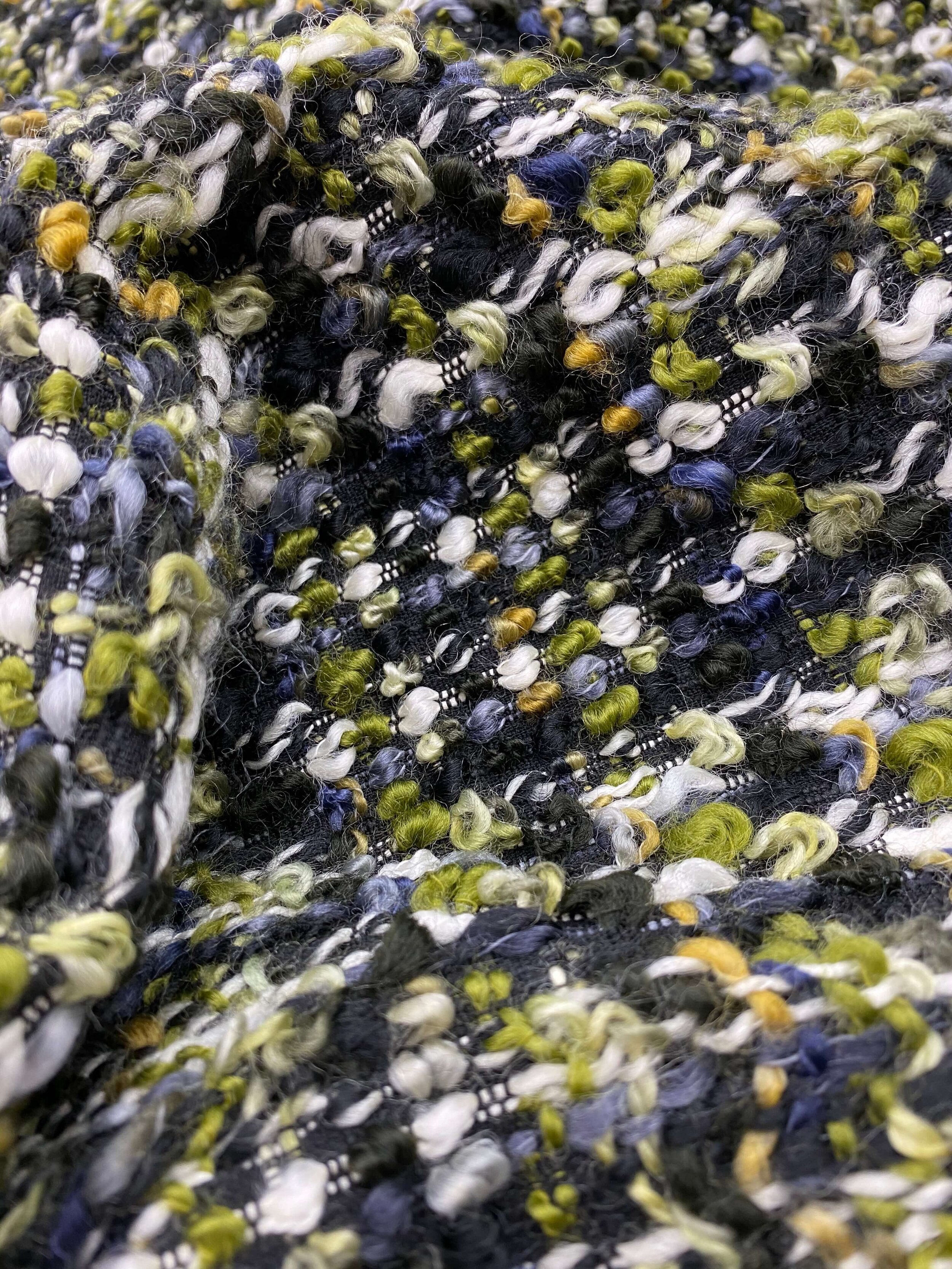tissu Tweed kaki, noir et blanc-zoom