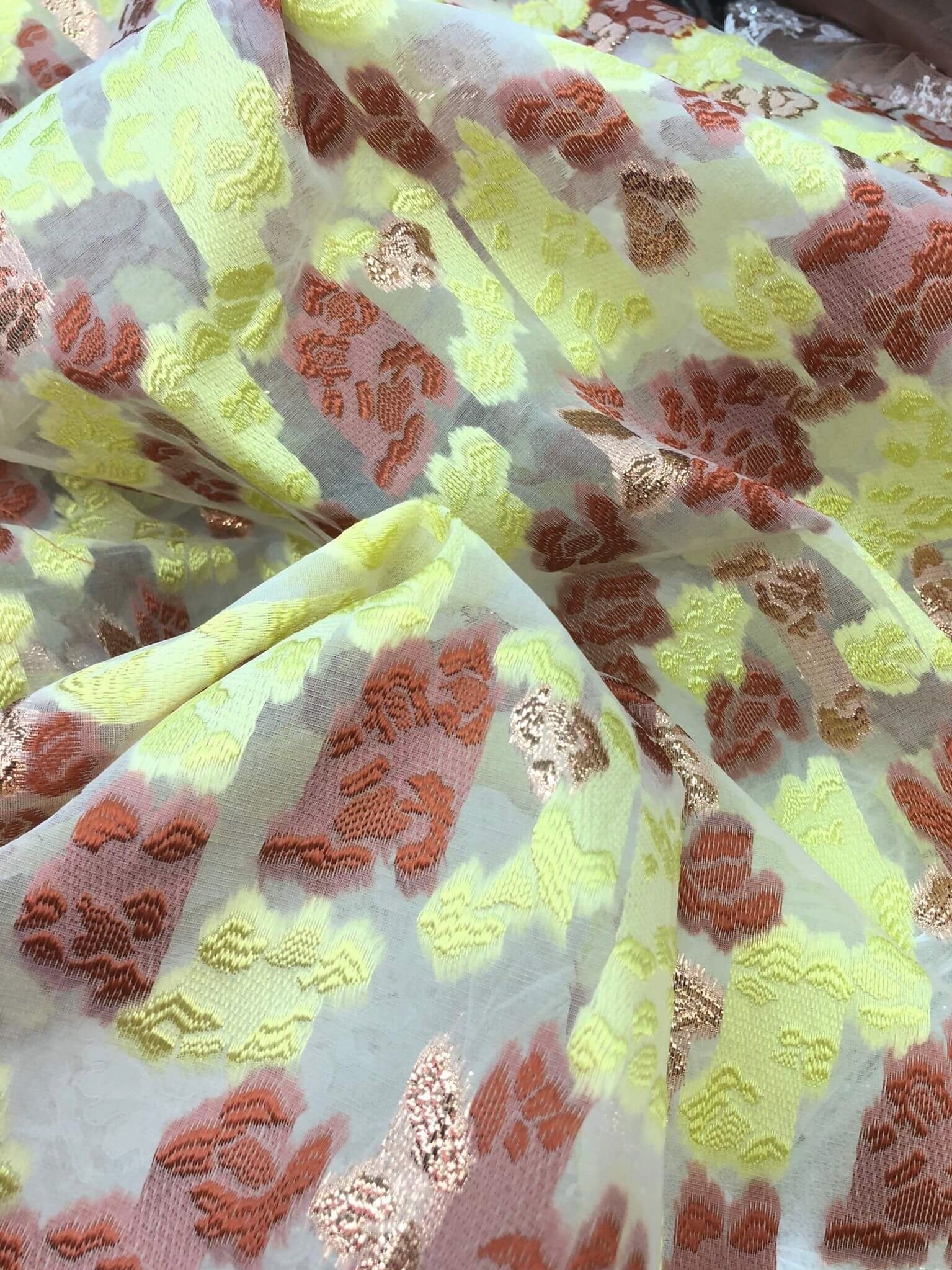 Tissu organza de soie fils coupés- zoom 2