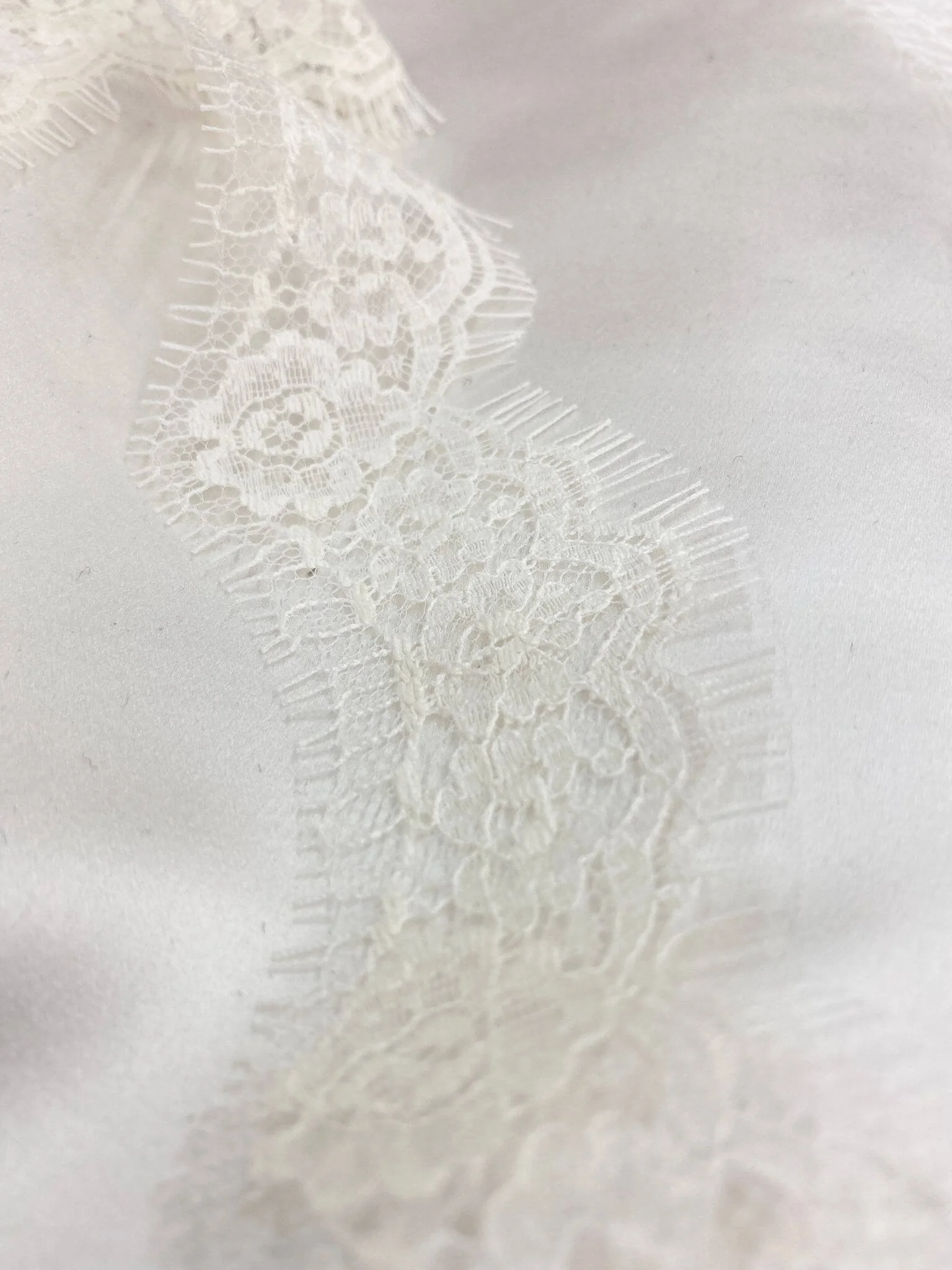 Dentelle De Calais Blanche Stretch - 18 Mètres - Largeur 1 Cm - Neuf Pour Couture