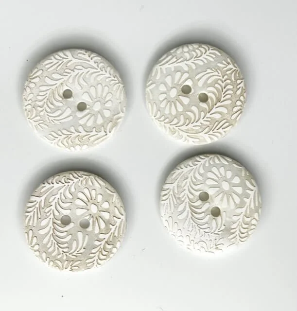 Bouton nacre feuilles grand - lot