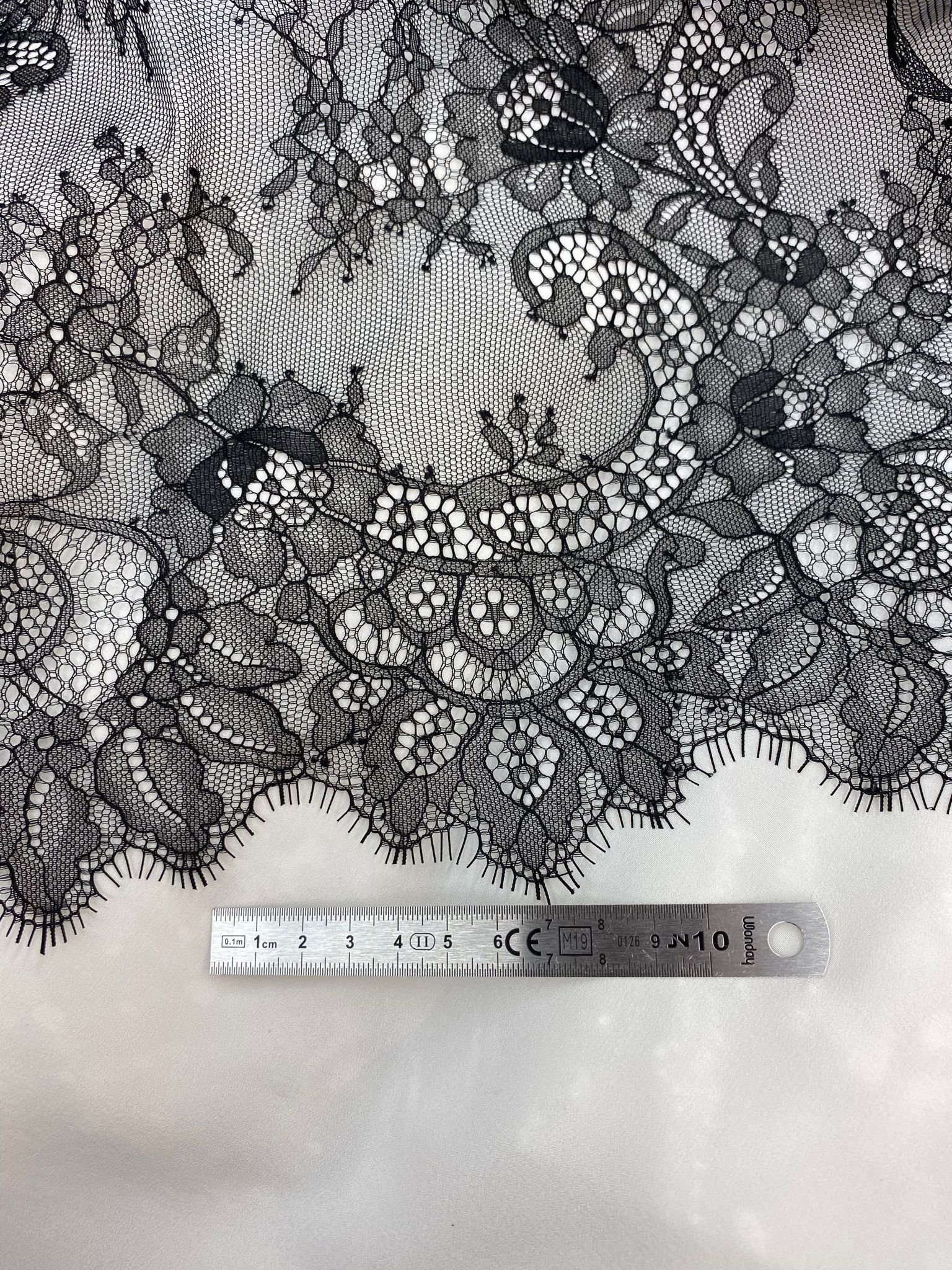 Black chantilly calais lace - measure