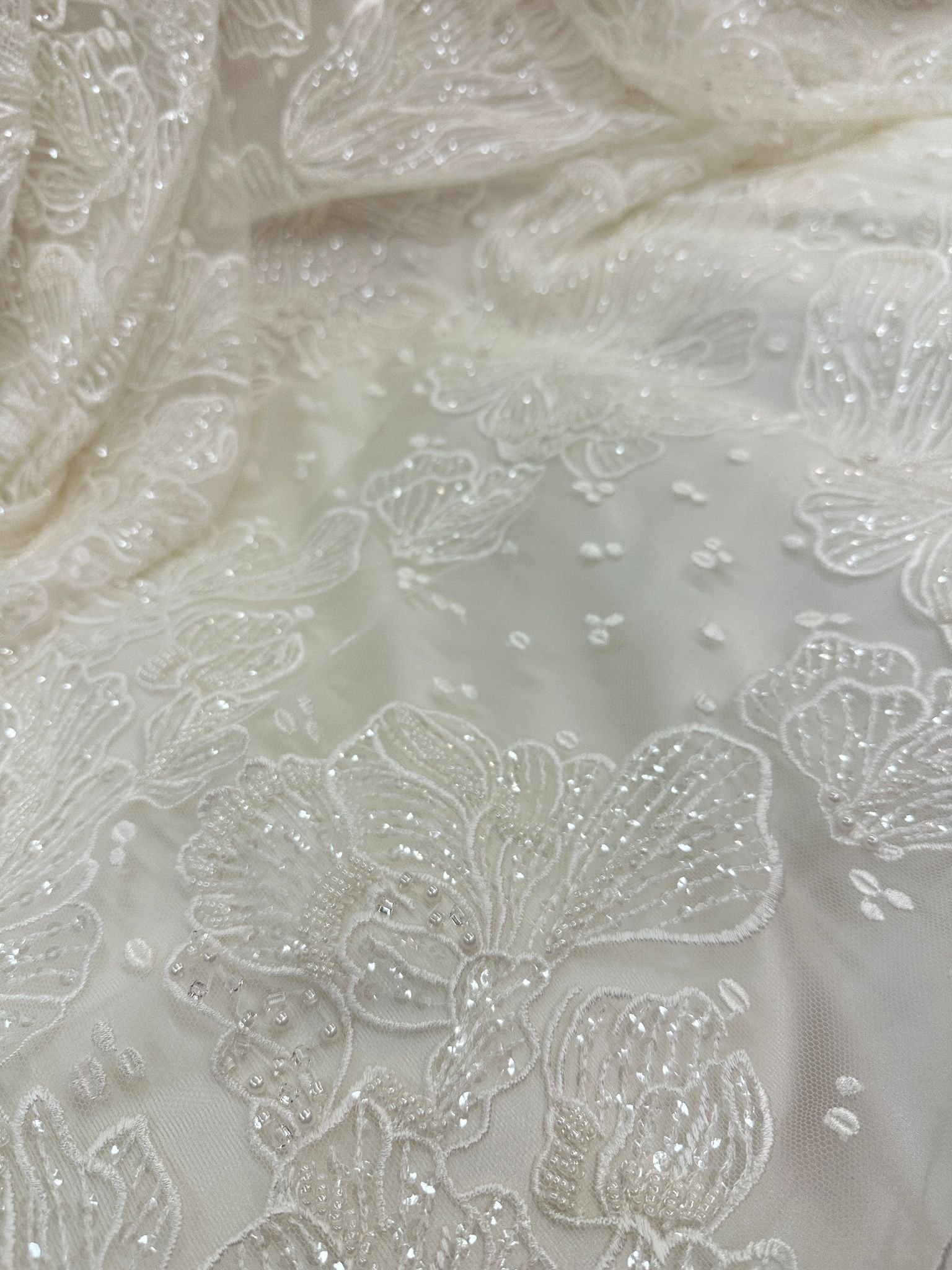 Tulle brodé Shirel - zoom 2