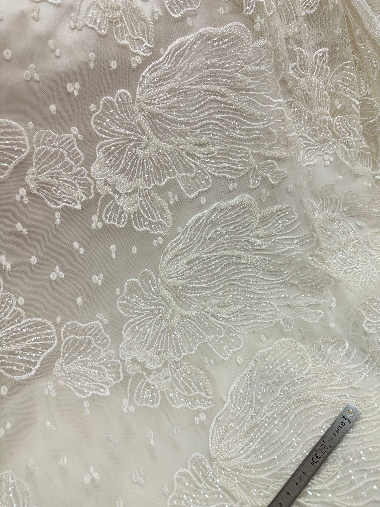 Tulle brodé Shirel - mesure