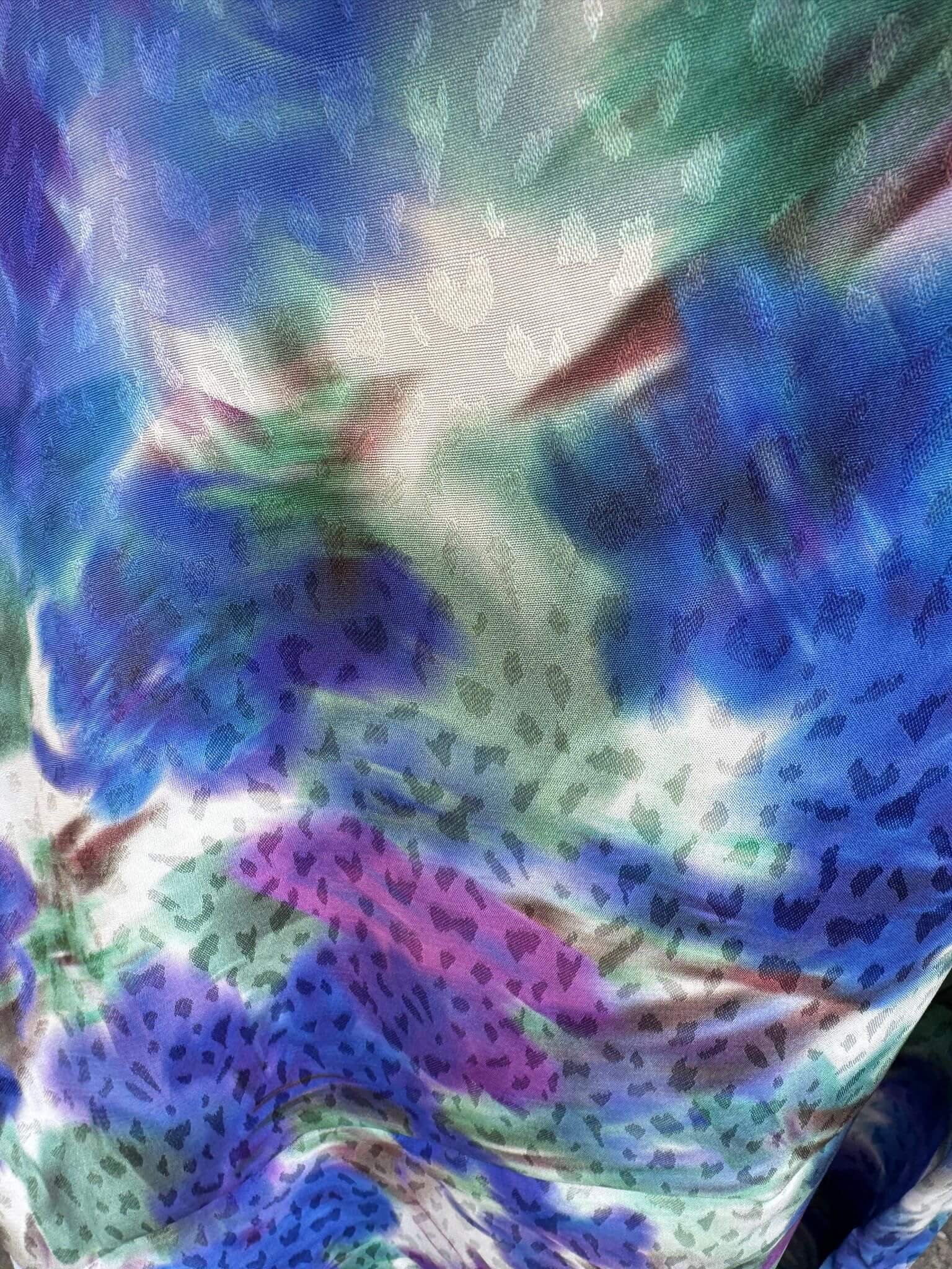 Coupon de tissu jacquard de viscose imprimé