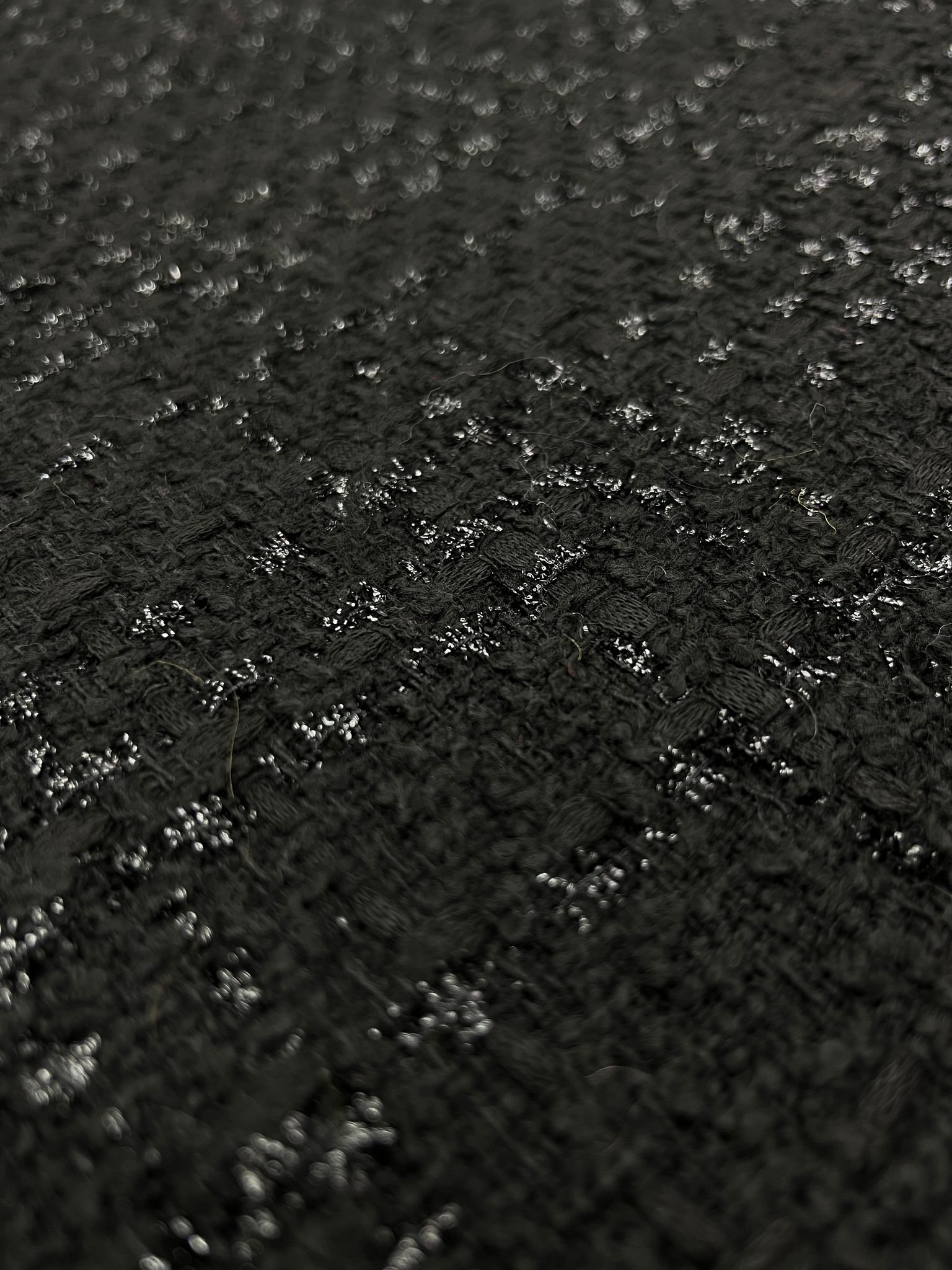 Tweed noir-entier