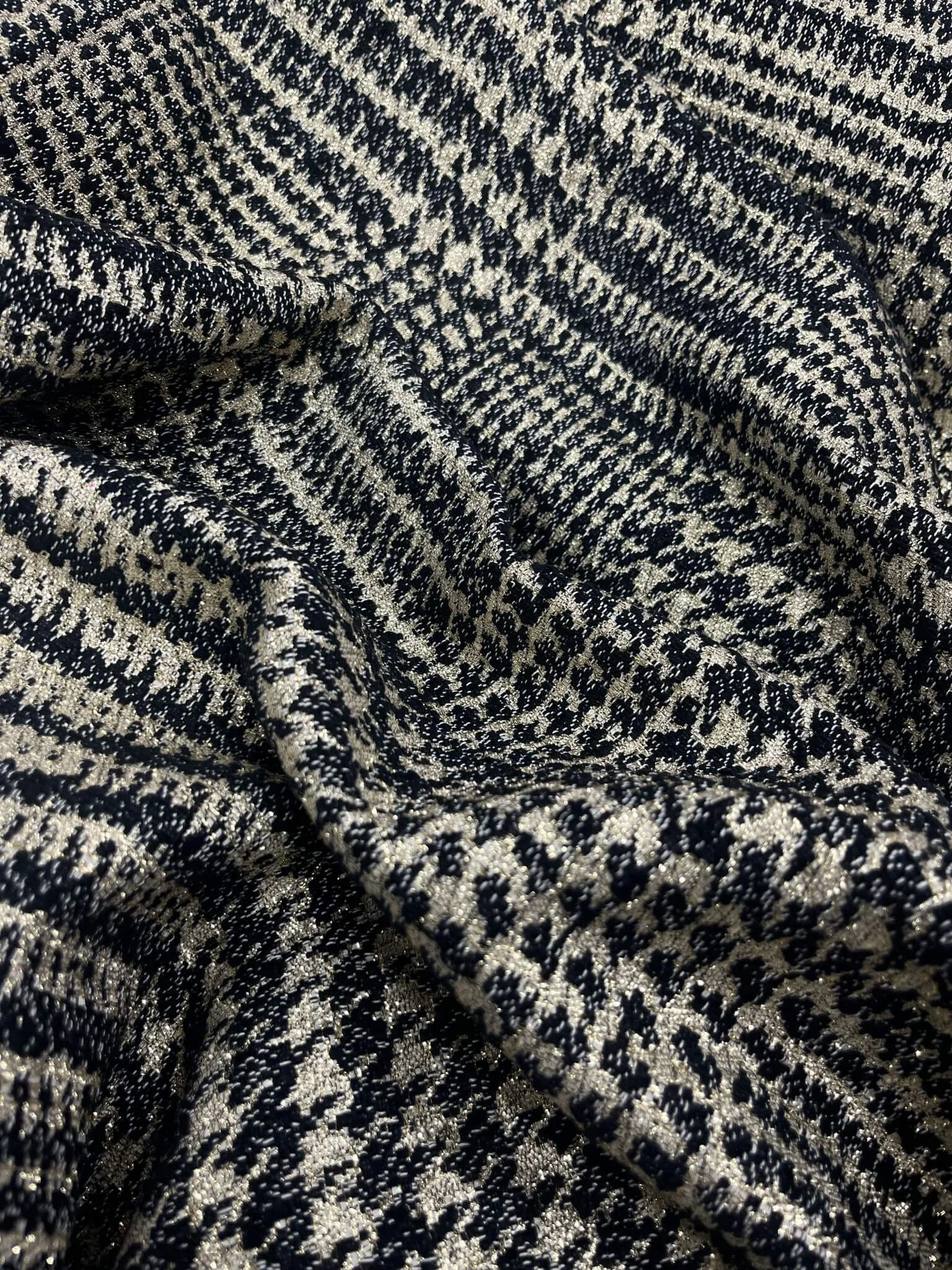 Tissu tweed pieds de coq écrus noir et or-entier