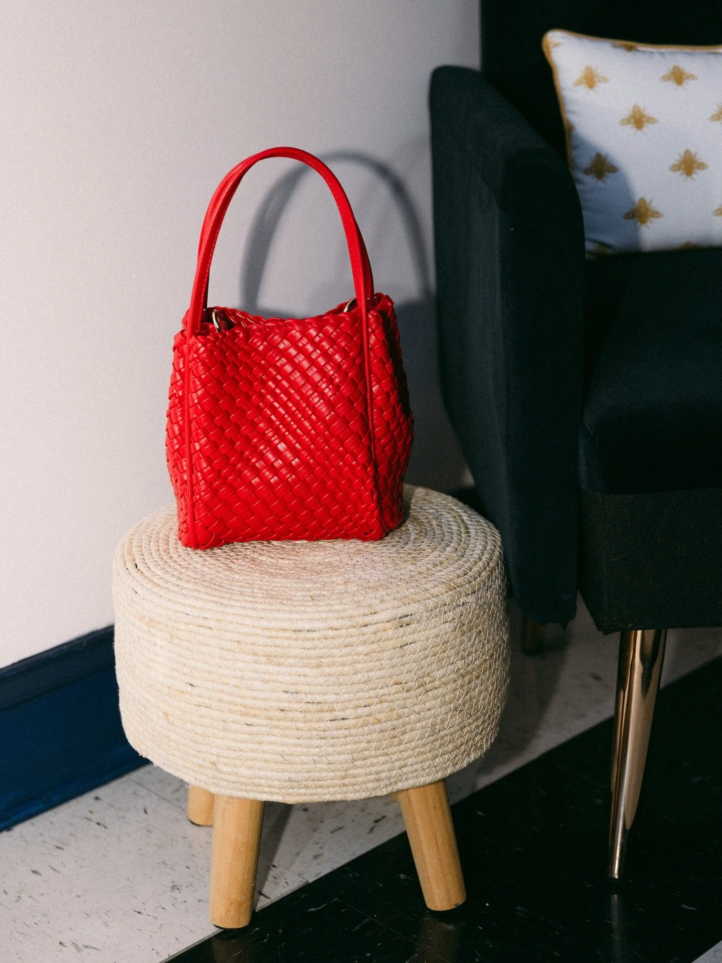 Hey you! Yes, you. Stay awhile, that&rsquo;s what we are here for. 🖤

#coworkingspace #518events #upstateny #schenectady