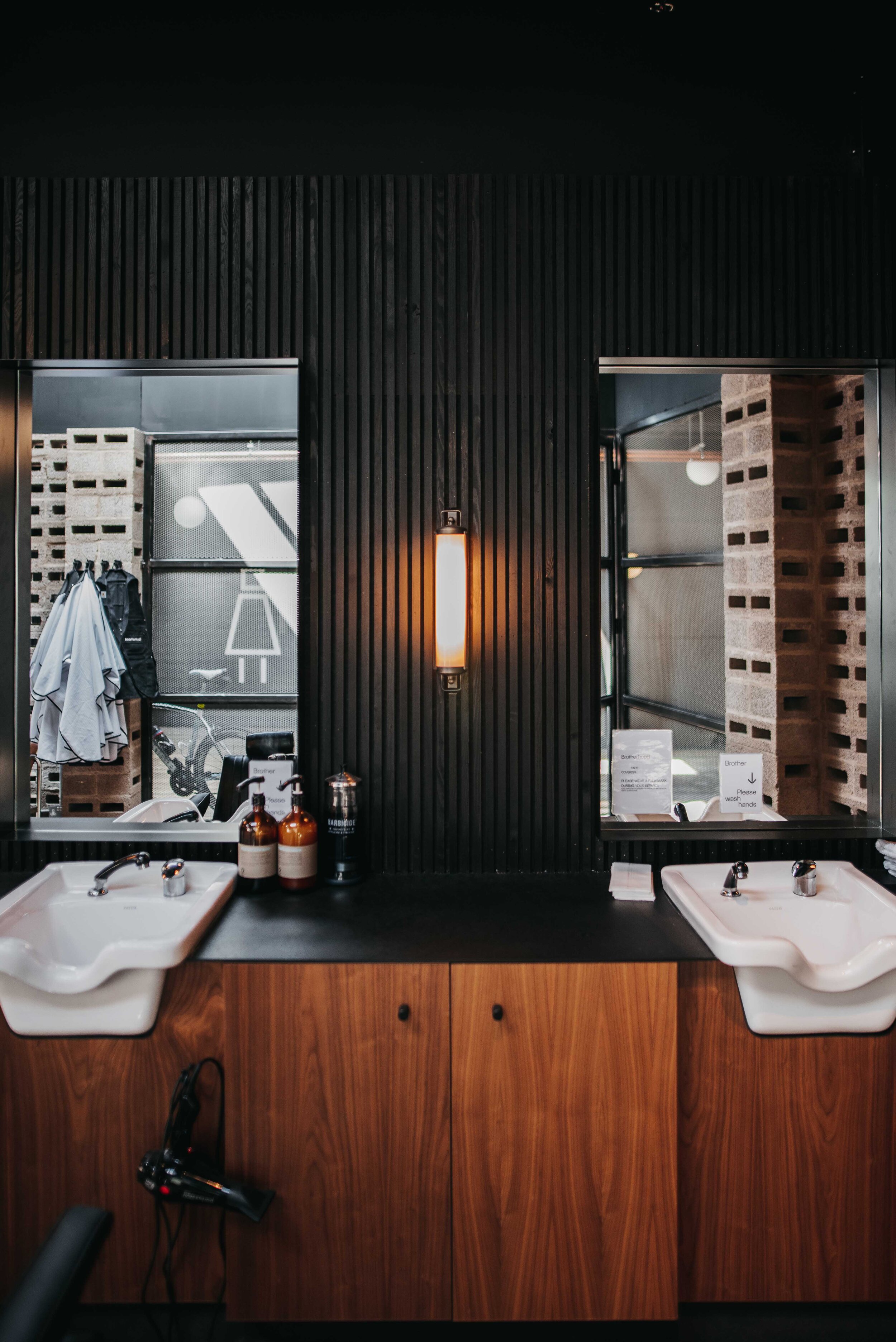 Brotherhood - Barbershop The Neighbourhood Leamington-Spa
