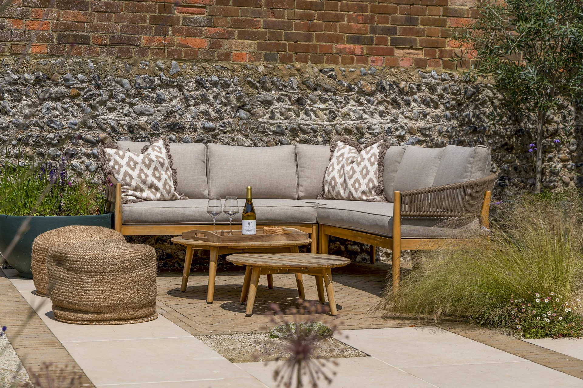 Coastal garden, drought tolerant planting, bespoke paving, zoned garden areas, courtyard garden, bespoke garden furniture