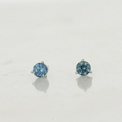 14k Yogo Sapphire Earrings | 0.86 ct | Gem Gallery
