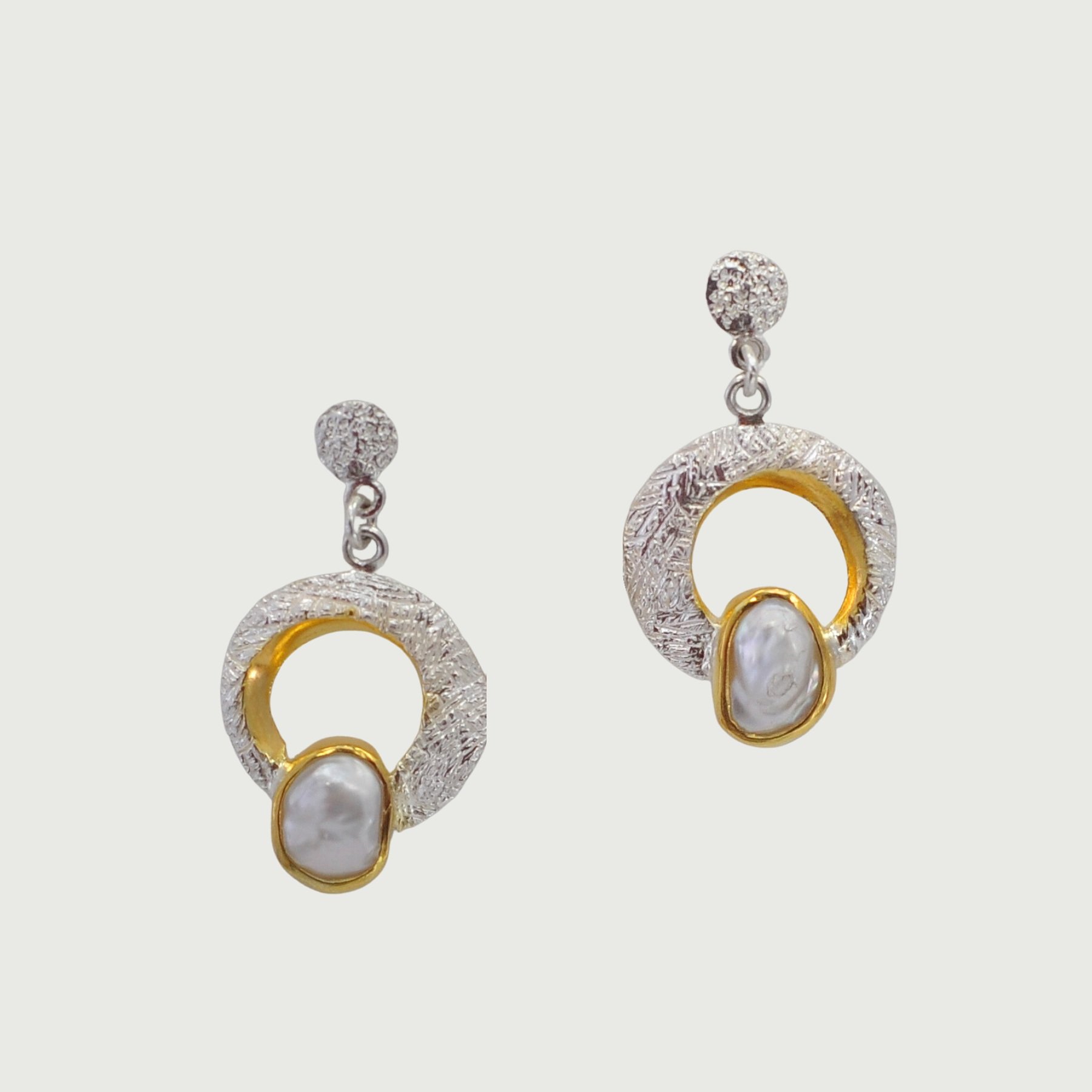 sterling silver gold plate textured fresh water pearl drop dangle earrings