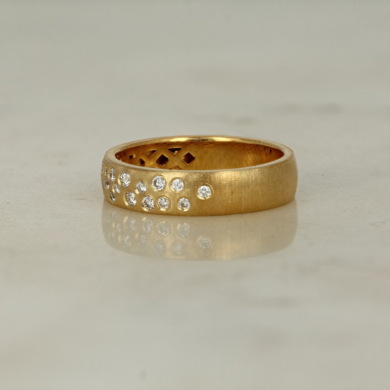 14k diamond cluster band ring