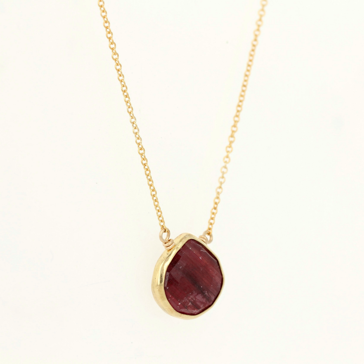 67-24590 ster vermeil trdr ruby bezel nkl philippa roberts02.png