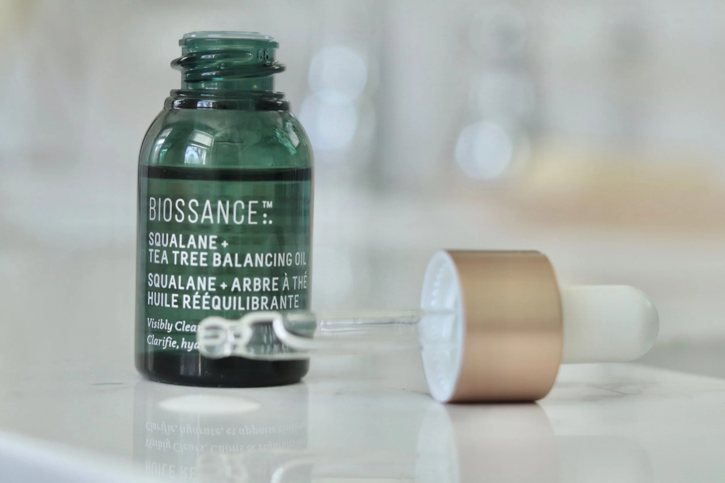 what is squalane oil and why is it the best way to moisturize your skin?