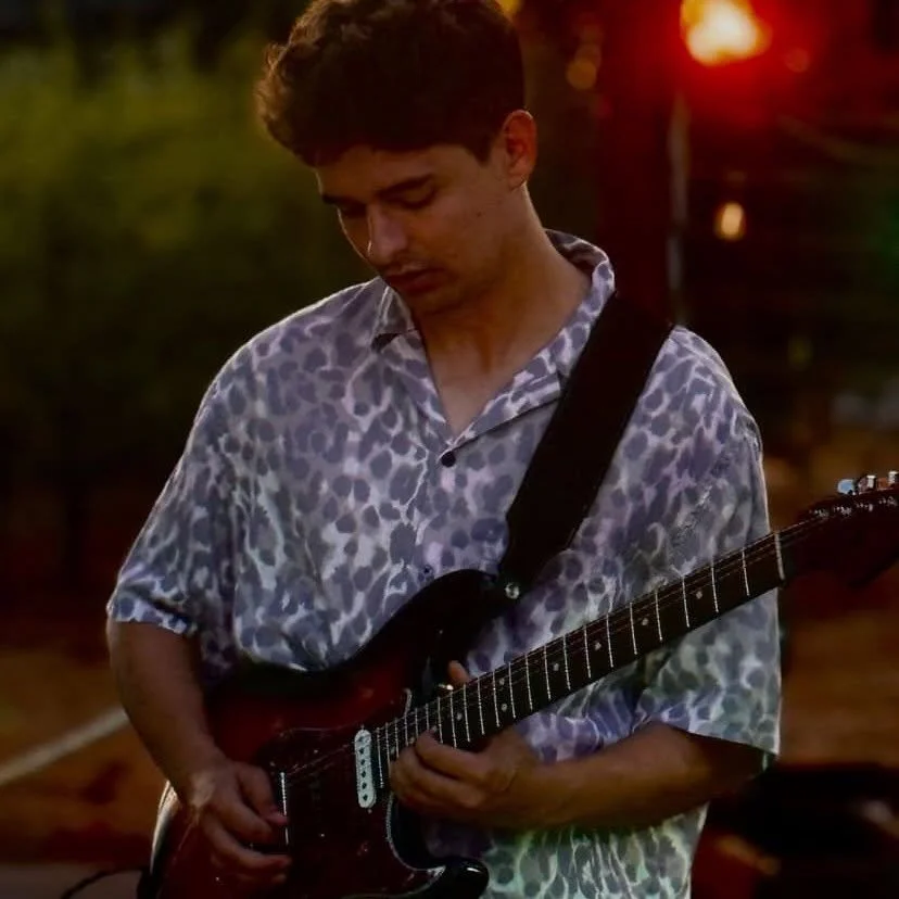Live Music: Reid Bartlett