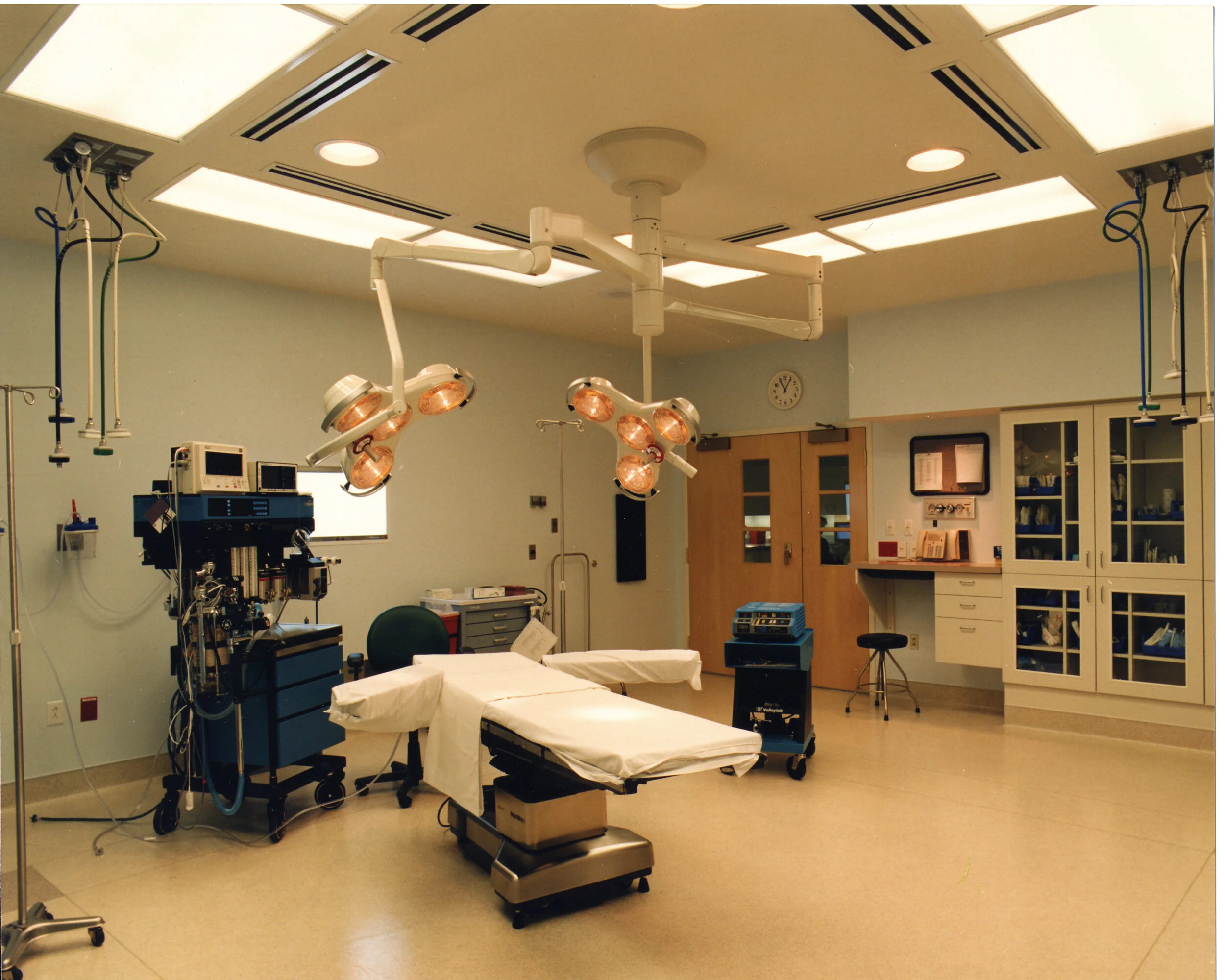 2-Methodist East Surgery 1.jpg