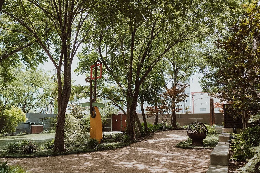 Where historic charm meets modern elegance. Every corner of Artspace111 is designed with thoughtful detail, and our lush garden is always ready to welcome your guests. 🌿 @artspace111 

#Artspace111 #FortWorthVenue #FortWorthWedding #DFWWedding #DFWE