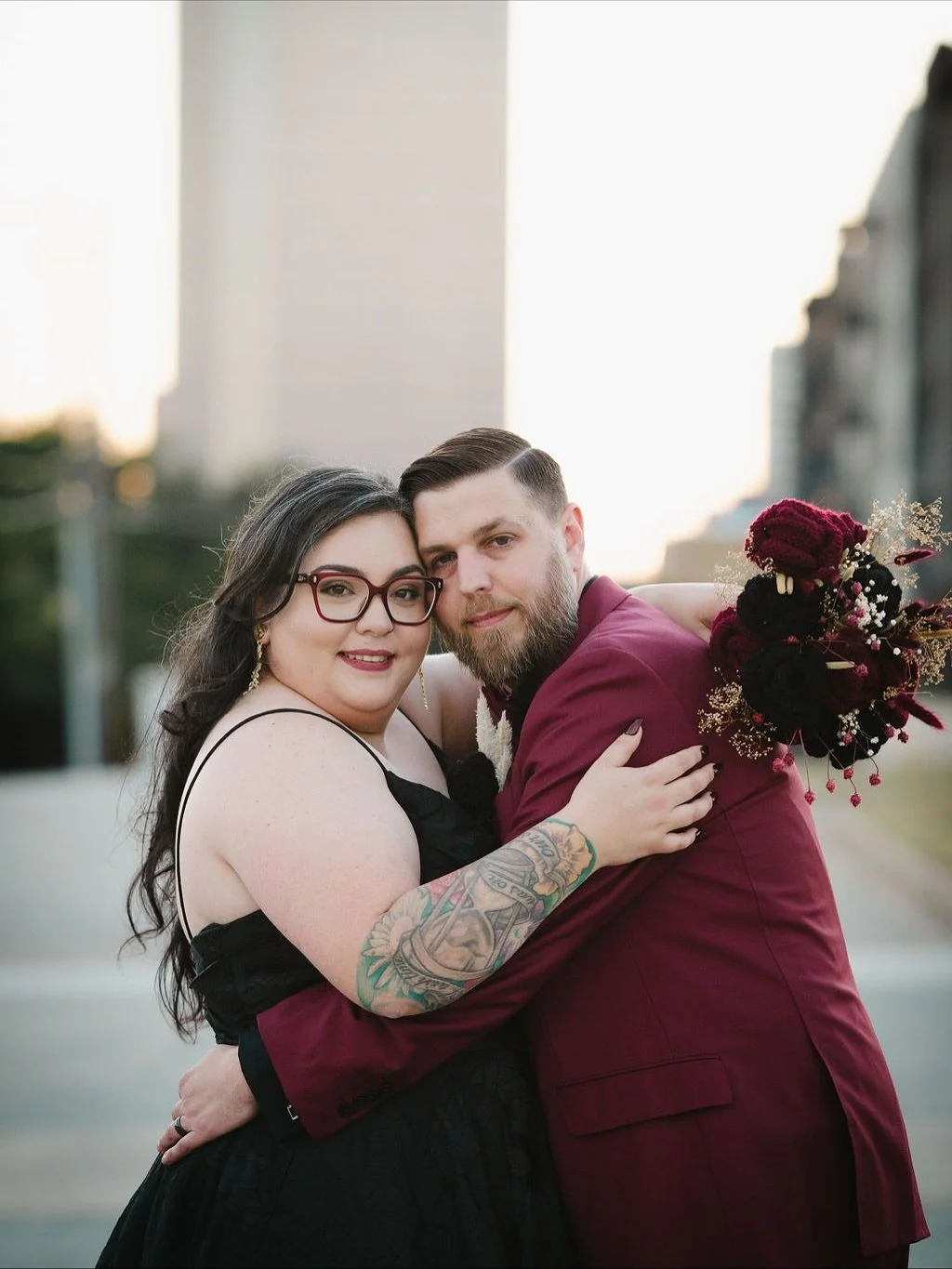 Wishing these two a hauntingly happy anniversary! 🎃💍

@ronnisaurus3 
@artspace111 
&bull;
&bull; 
&bull; 
Photography @theclickdfw 
DJ @curateddj 
Catering @fireovapizza 
Rentals @mayiserveu 
&bull;
&bull; 
#TillDeathDoUsPart #OneYearLater #FallWed