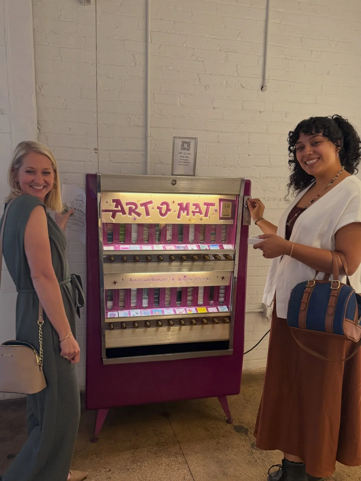 The @artomat is always a crowd favorite! 🦋

This old cigarette vending machine now dispenses pocket-sized unique art pieces. It makes a great keepsake from your visit to @artspace111