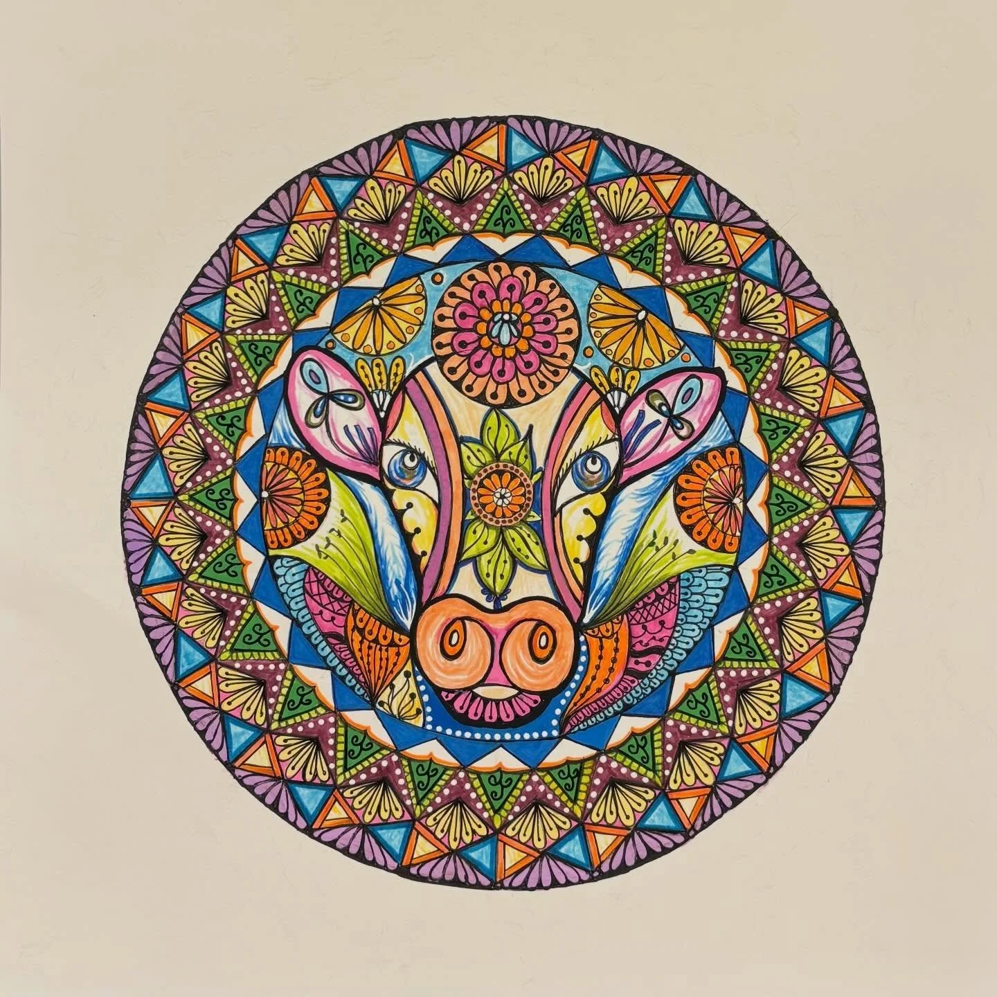 So glad it's Saturday and I get to do things I actually enjoy! Sharing a funky #CowMandala today. This one had some twists and turns and challenges but it came out okay in the end. #femandala #InstaMandala #DailyMandalaPractice #MandalaArtTherapy