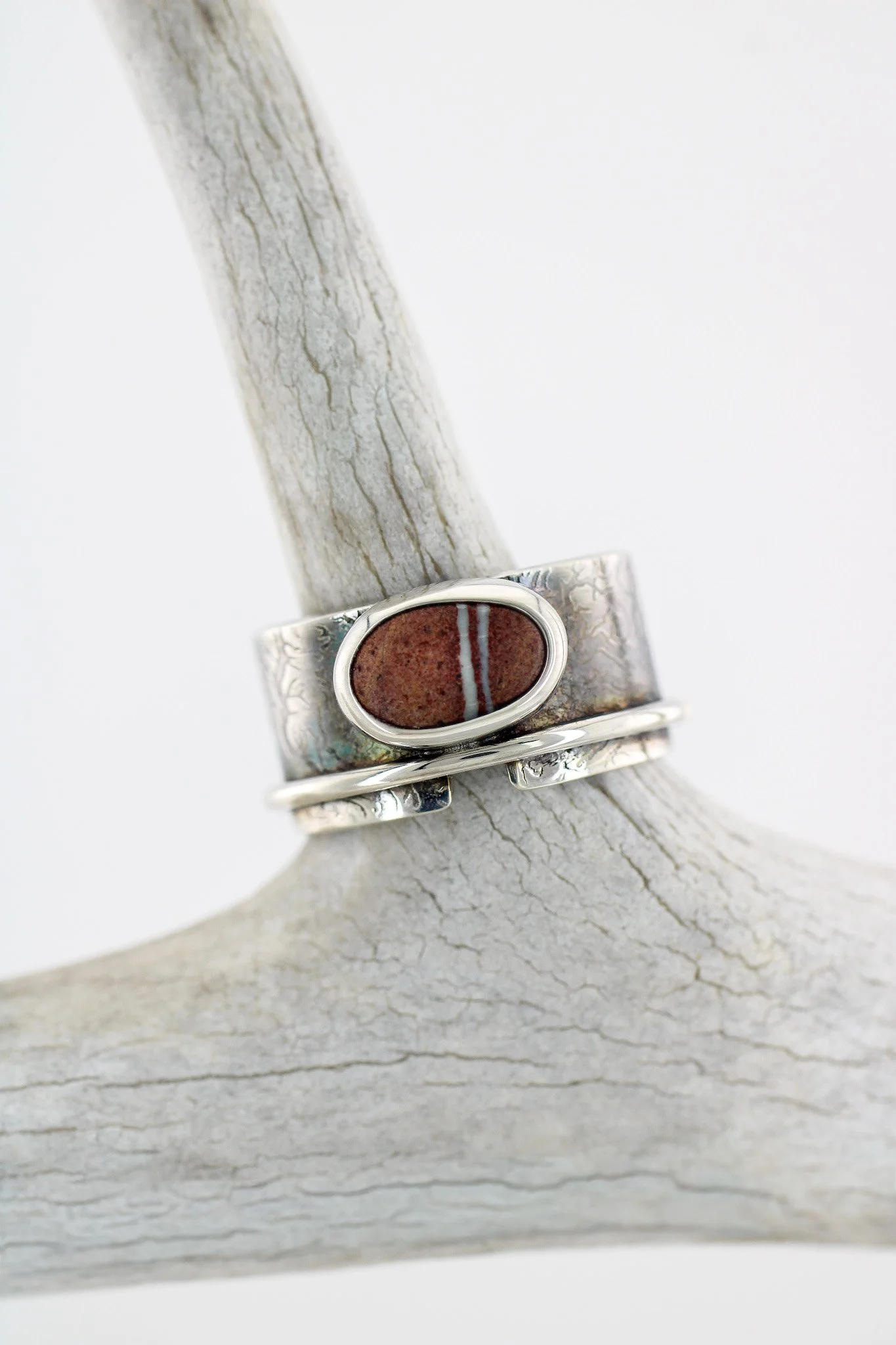 White Duo Line Ring