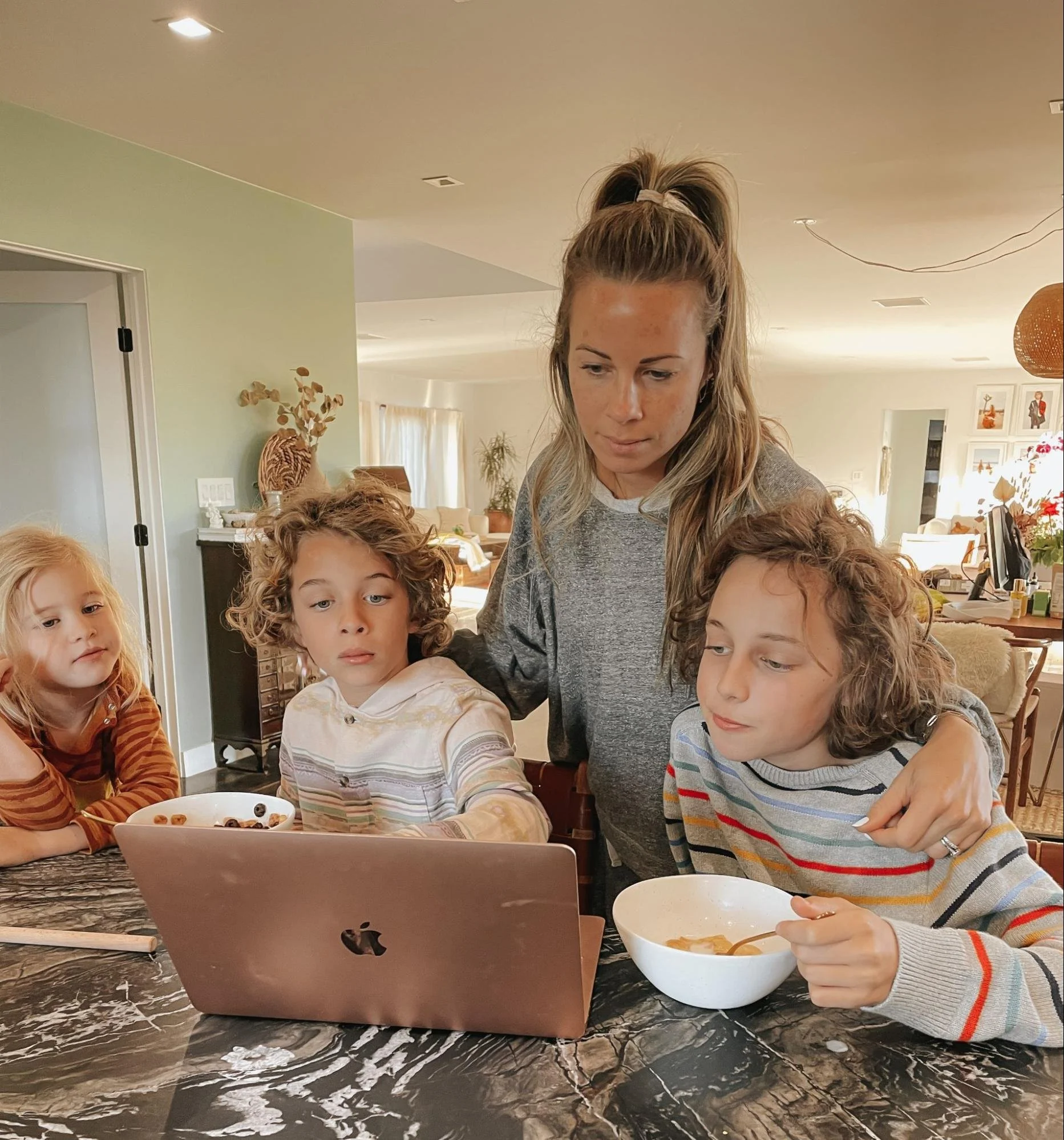 Sophie Jaffe + Kids - Computer