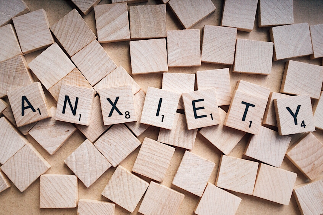 Postpartum Anxiety: Signs, Symptoms and How to Feel Like Yourself Again