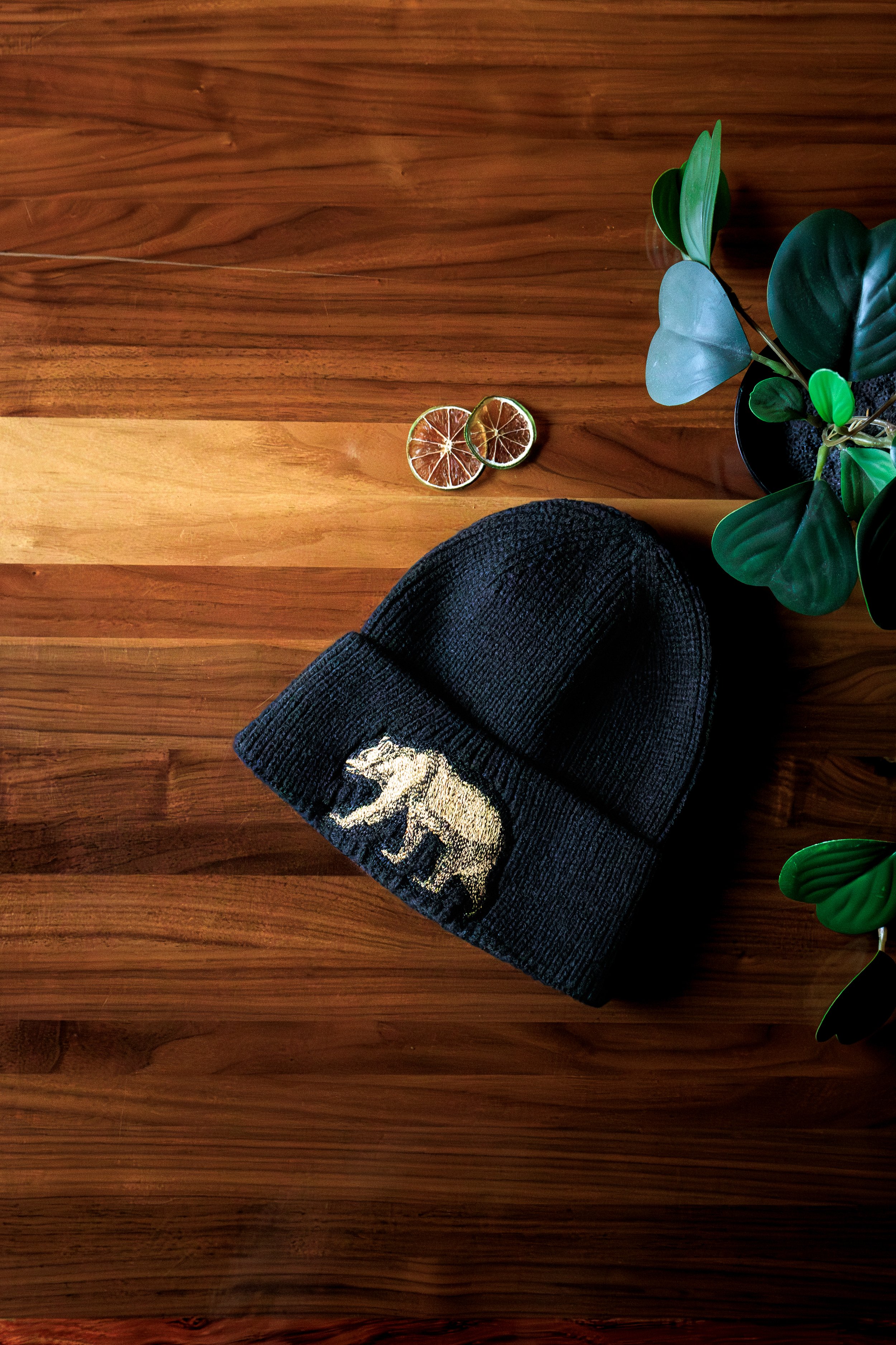 Toque on wood with decor.jpg