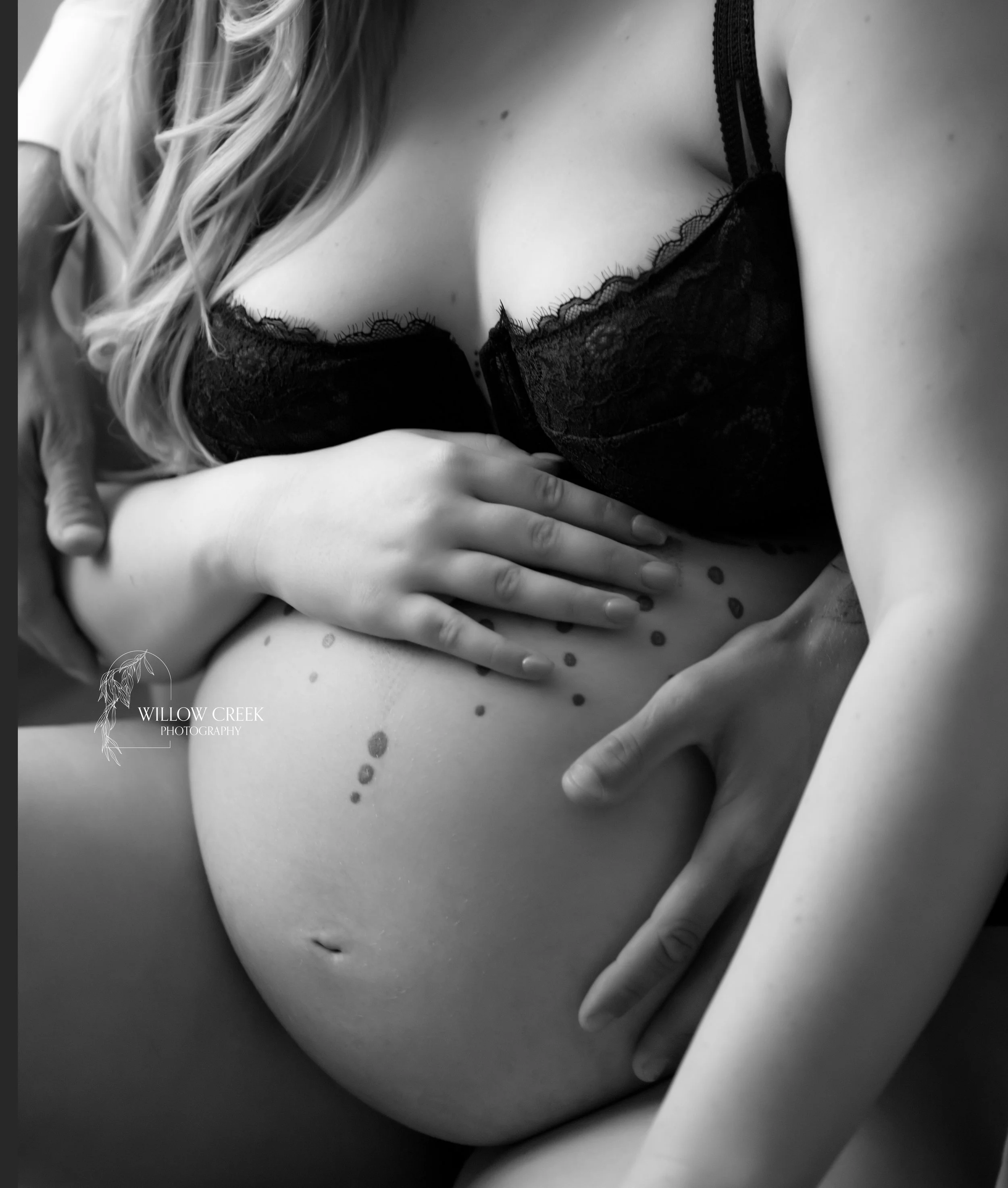 Intimate in home maternity session Wilmington NC
