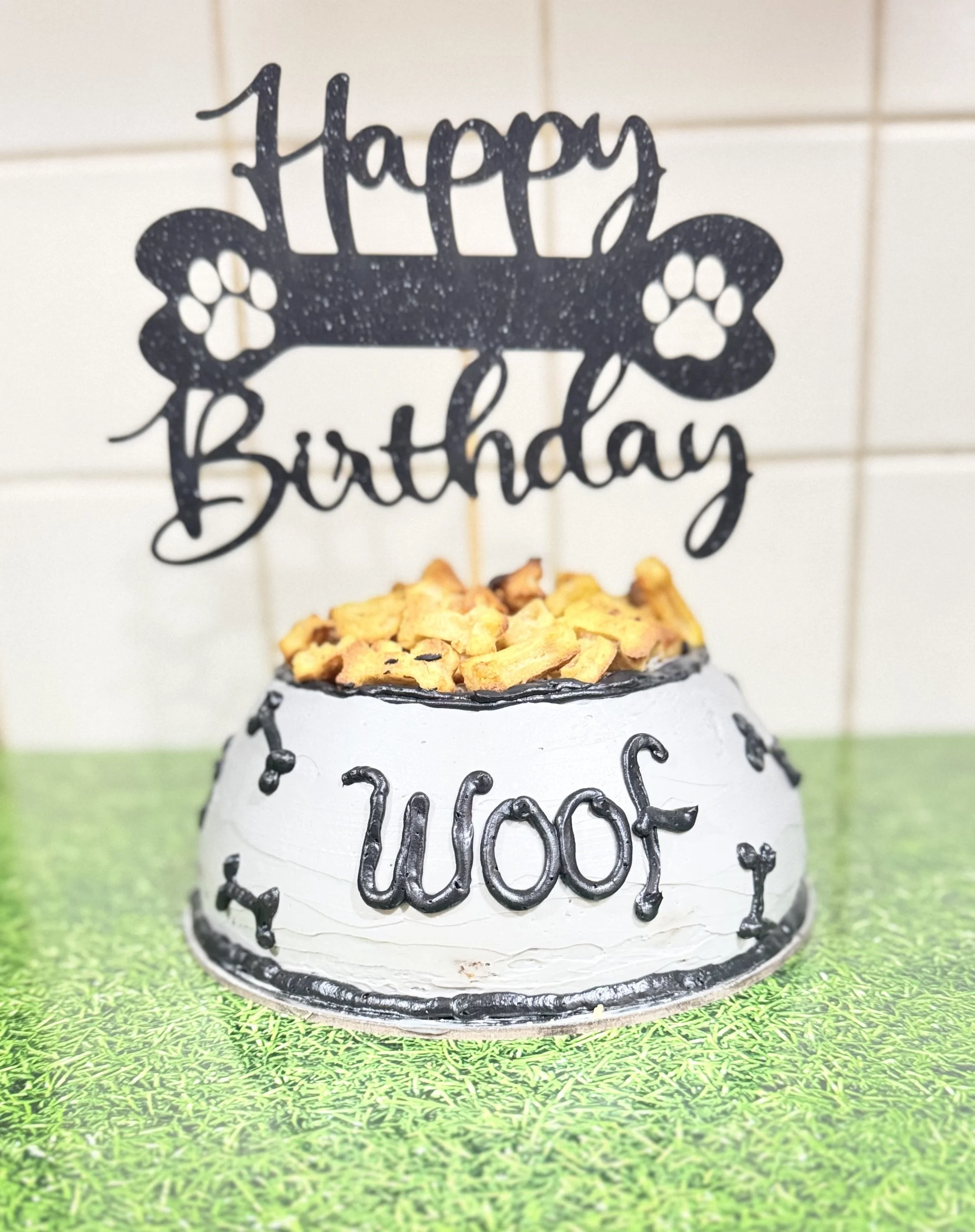 Dog bowl Pupcake ( Pickup only)