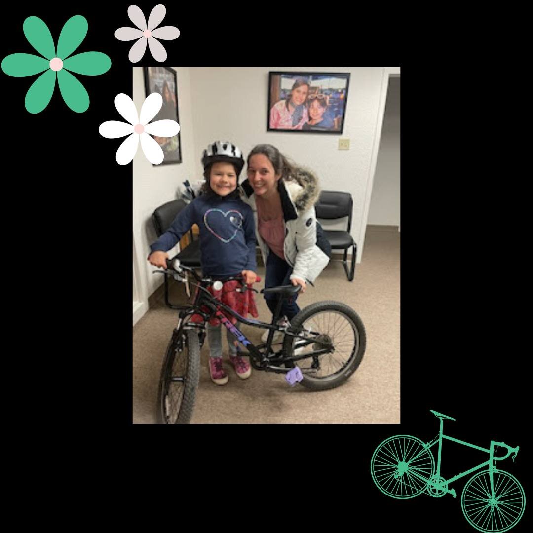 Big Sister Mariah surprised Little Sister Alexis with her bike from @freebikeznm. Little Sister Alexis was thrilled to find out her sister got the same one too!

A huge shout out to Free Bikes 4 Kids for donating 25 bikes to our matches. We are so gr