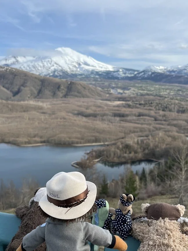 Ranger Juanita Welcomes Friends to Lawetlat'la
