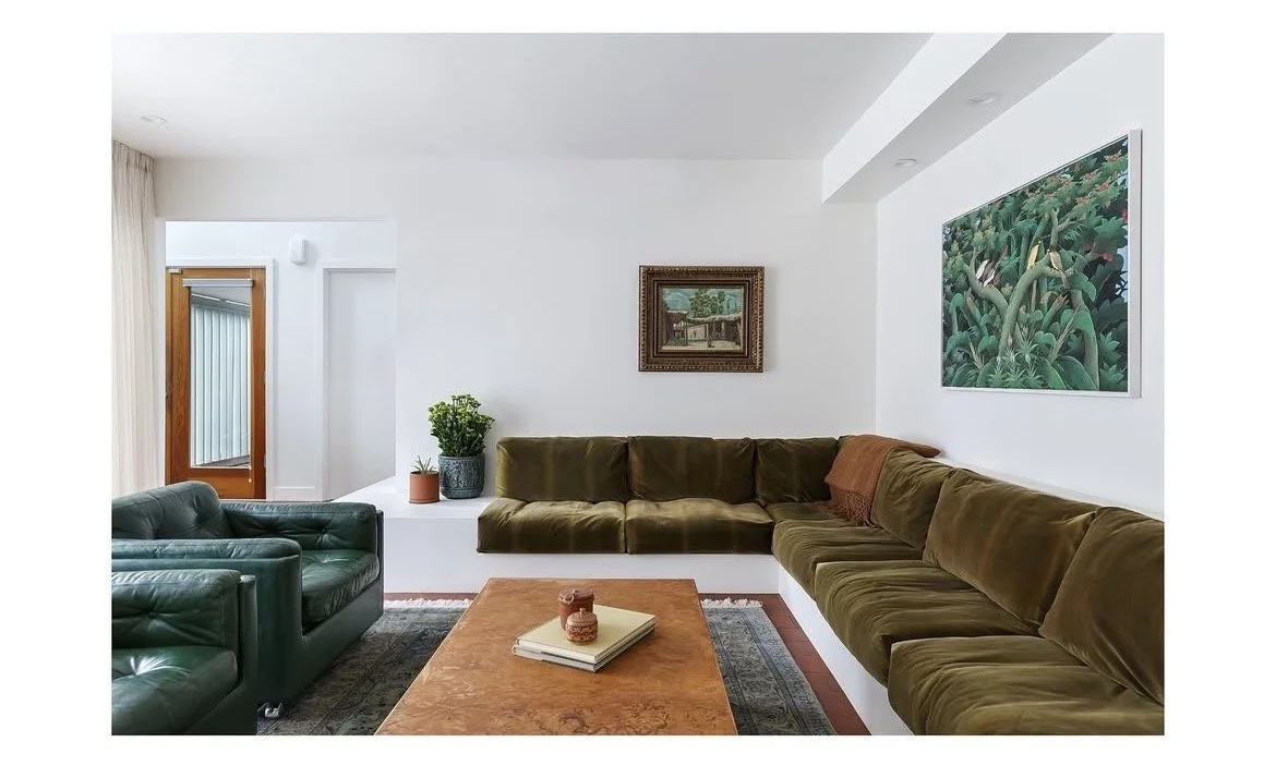 LivingRoom.jpg