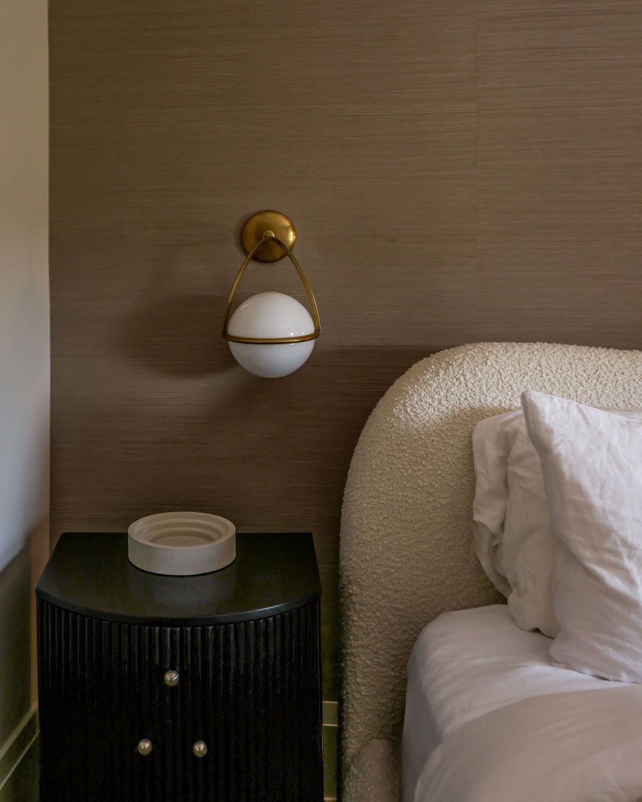 Weekend plans = catch up on some 😴 

Featuring: Project Wilby Guest Bedroom