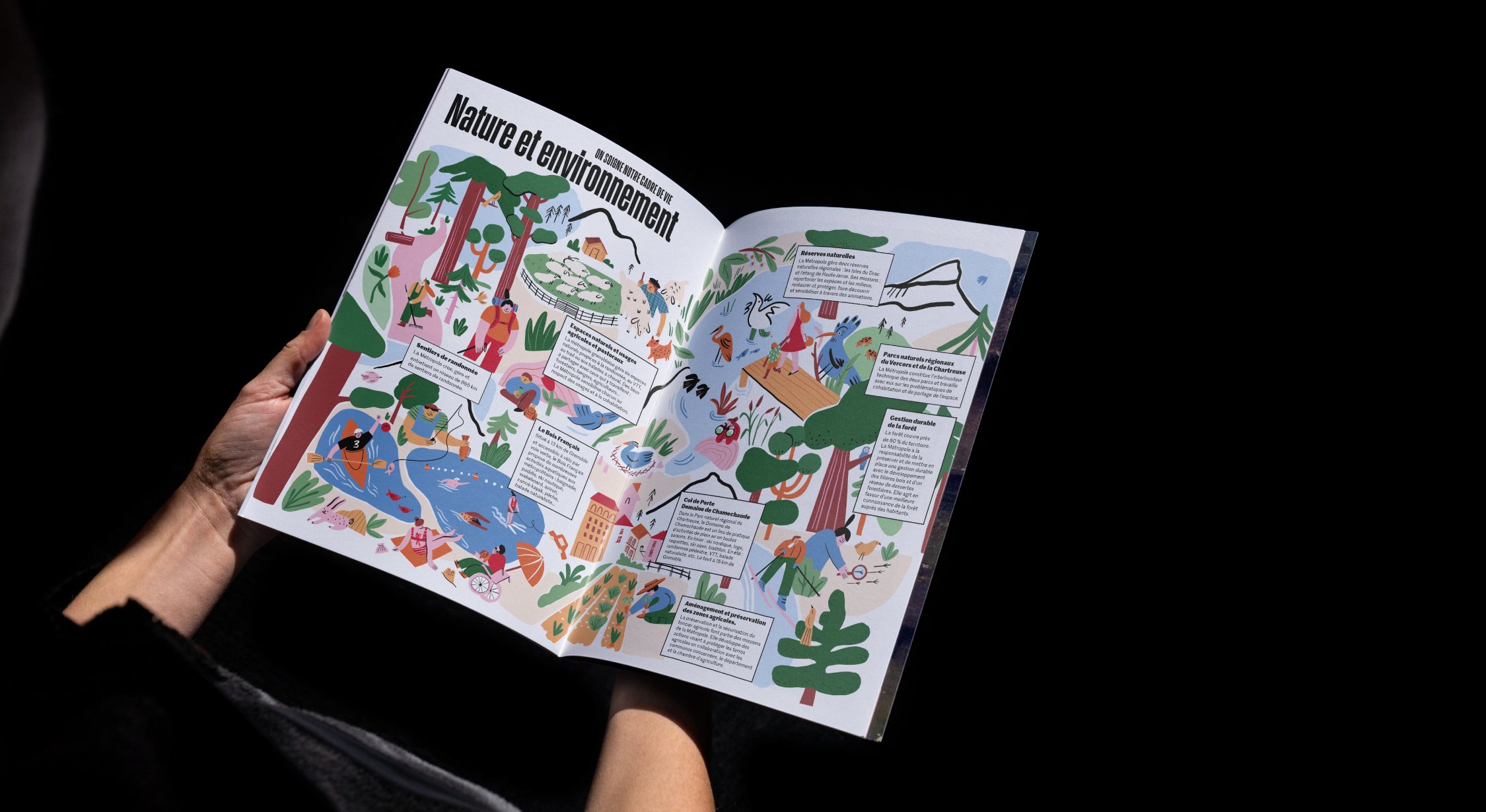 Double-page sur la nature et l'environnement dans le Métropole Mag pour les 10 ans de Grenoble-Alpes Métropole