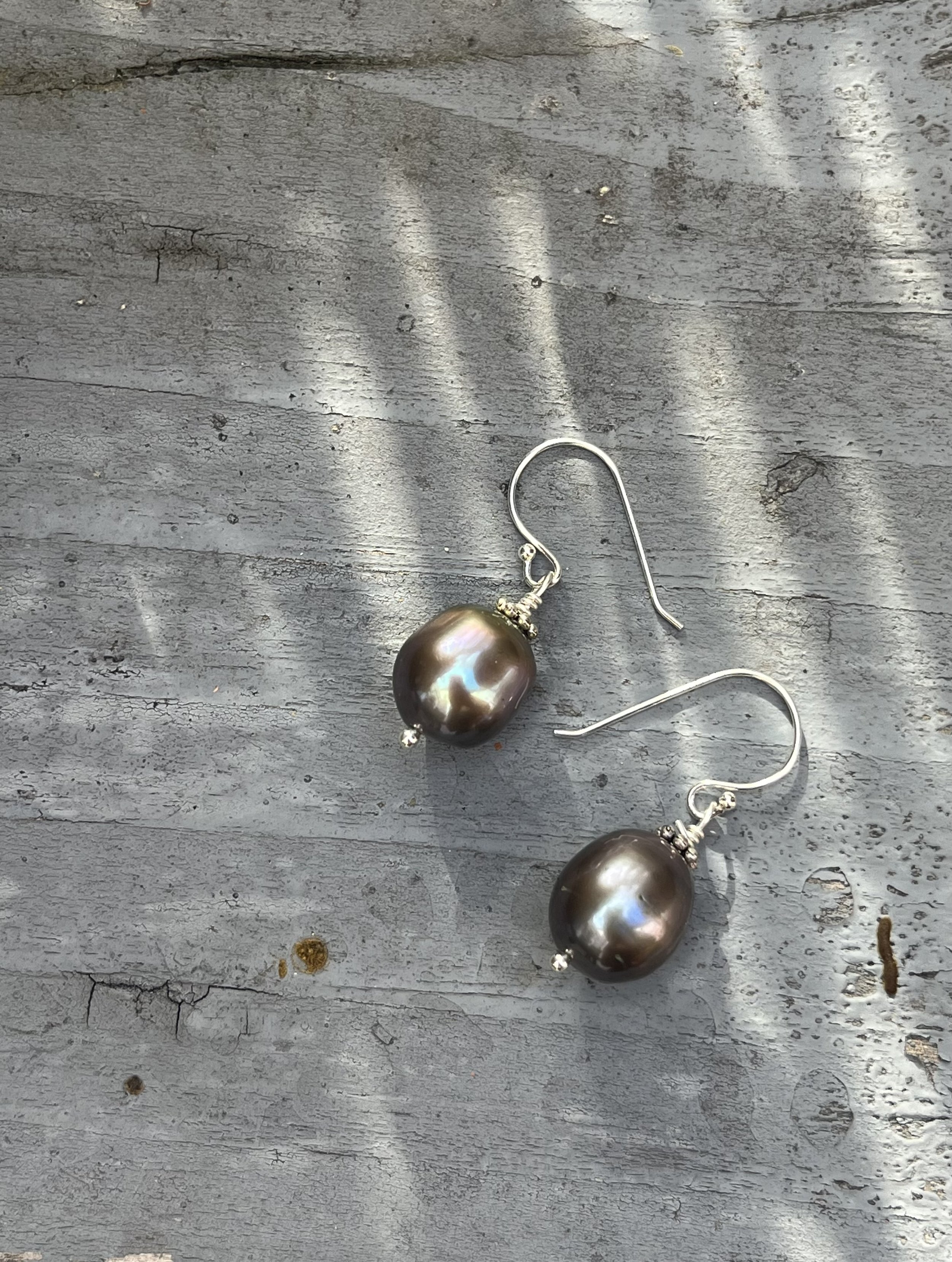 ebony pearls