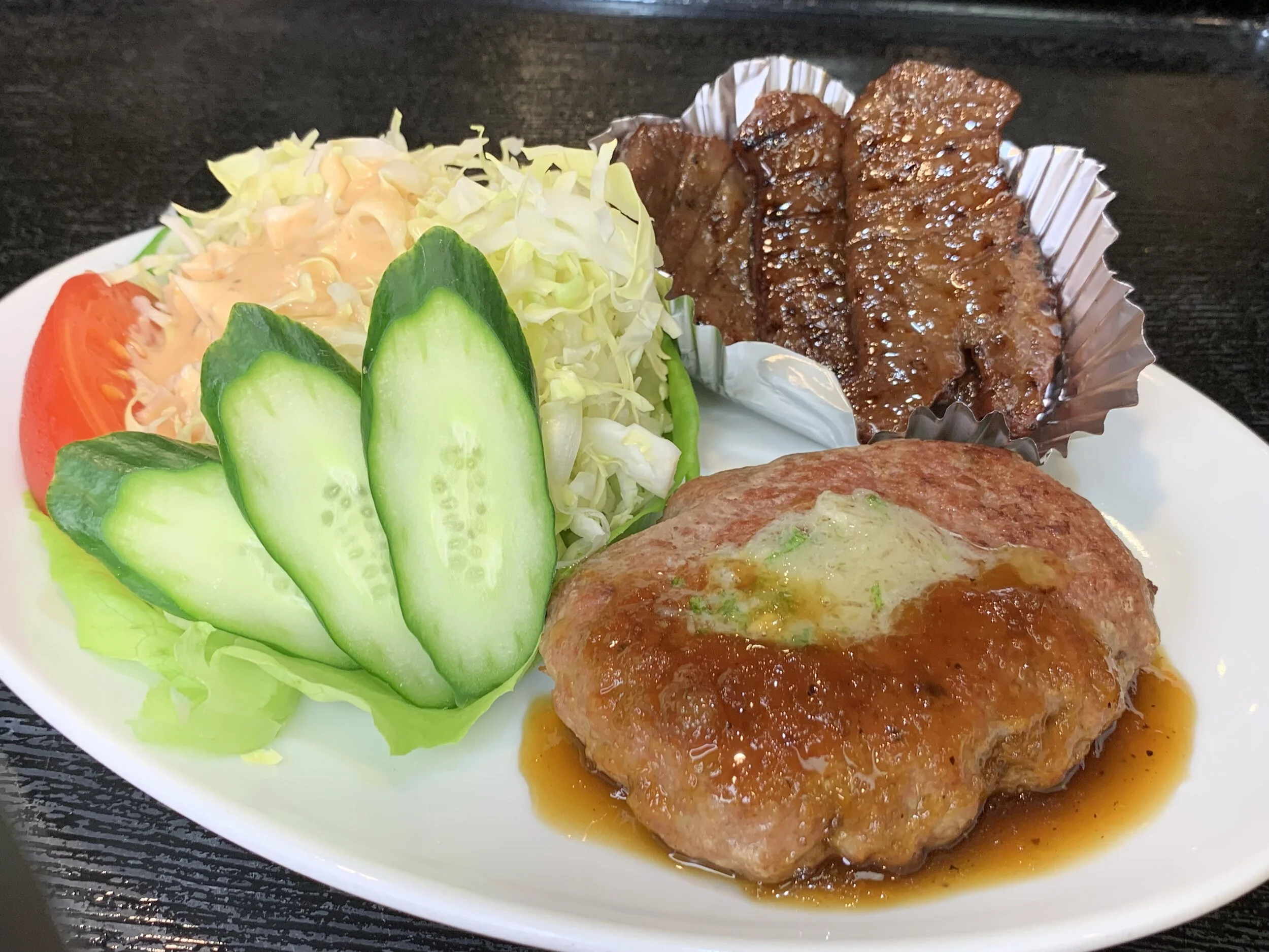 牛たんハンバーグ＆牛たんMix (塩or味噌）¥1,050