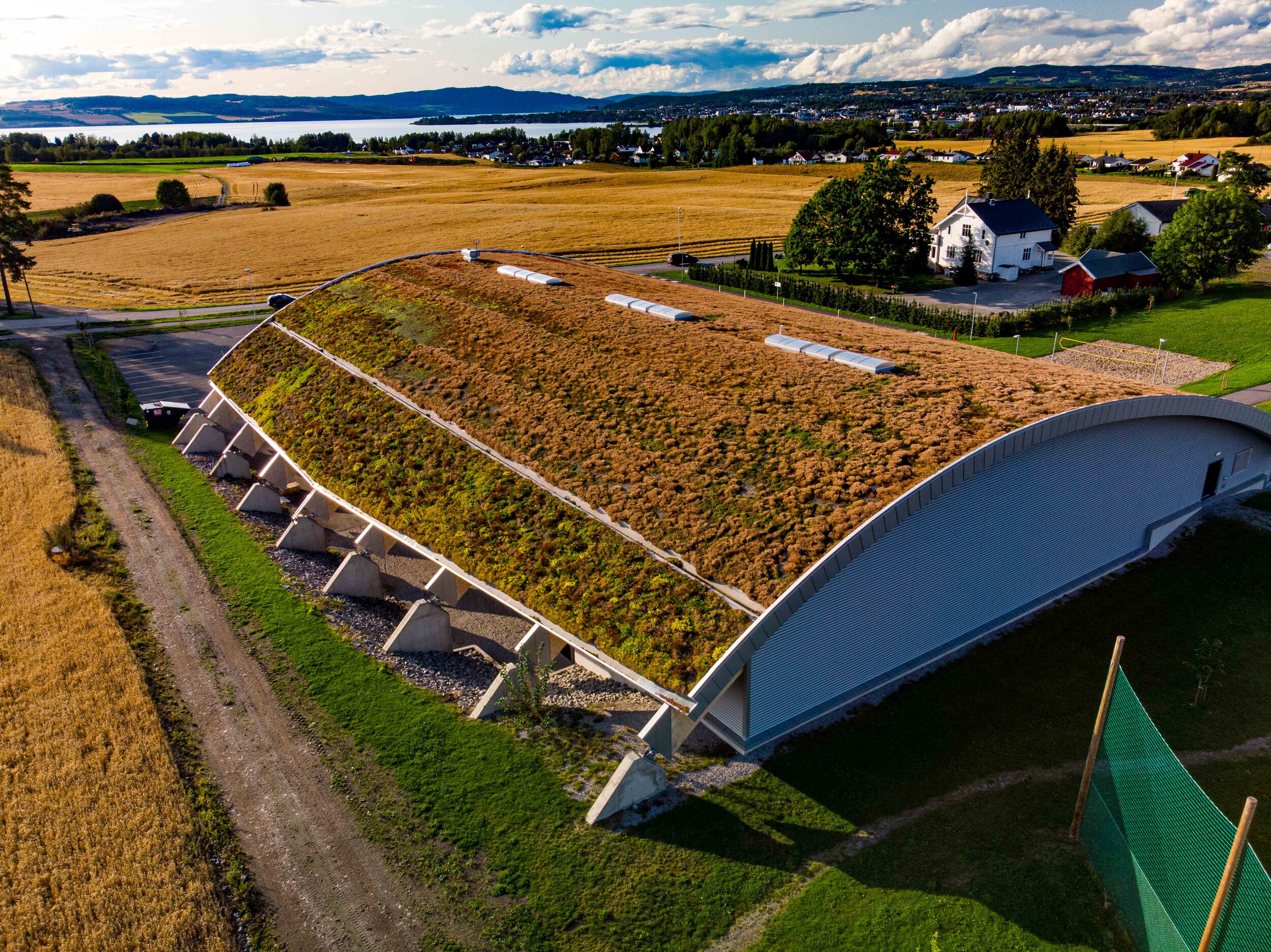 ottestadhallenottestadhallen september 2019 - bergknapp - DJI_0017.jpg