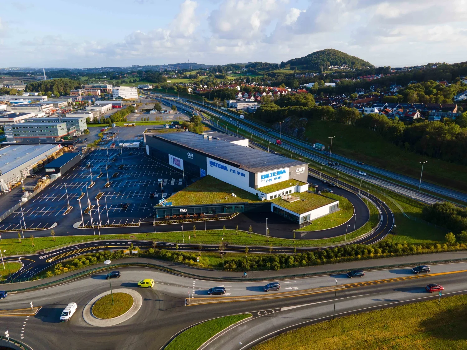 biltema+sedum+tak+bergknapp+DJI_0311.webp