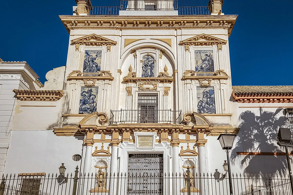 Ligoninės fasadas dabar | Andalūzija. Virgen Extra