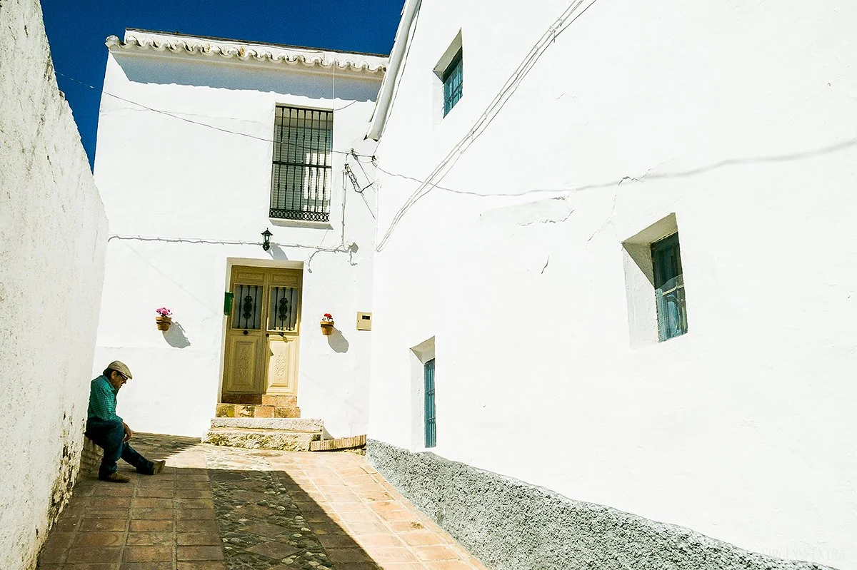 Comares baltasis Andalūzijos miestelis | Andalūzija. Virgen Extra