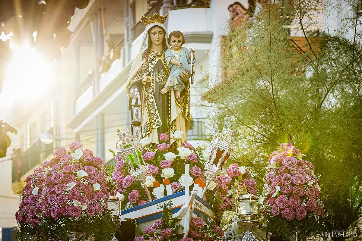 Mergelė ir ponia Karmen | Andalūzija. Virgen Extra