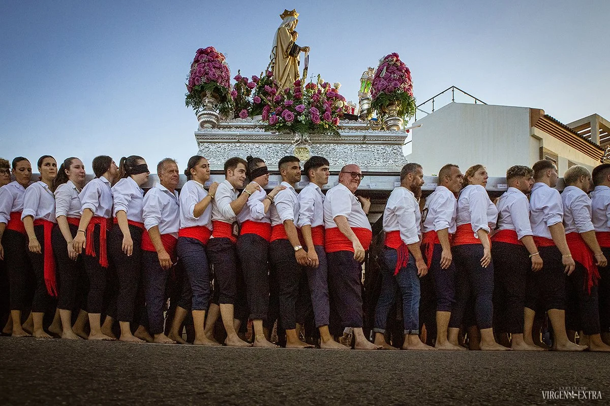 Mergelės Karmen procesija Caleta de Velez mieste | Andalūzija. Virgen Extra