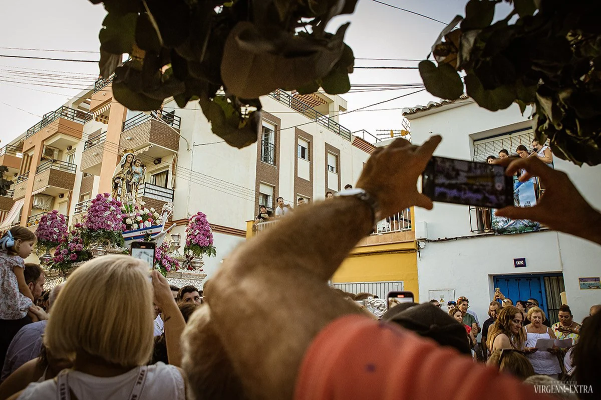Mergelės Karmen procesija Caleta de Velez mieste | Andalūzija. Virgen Extra