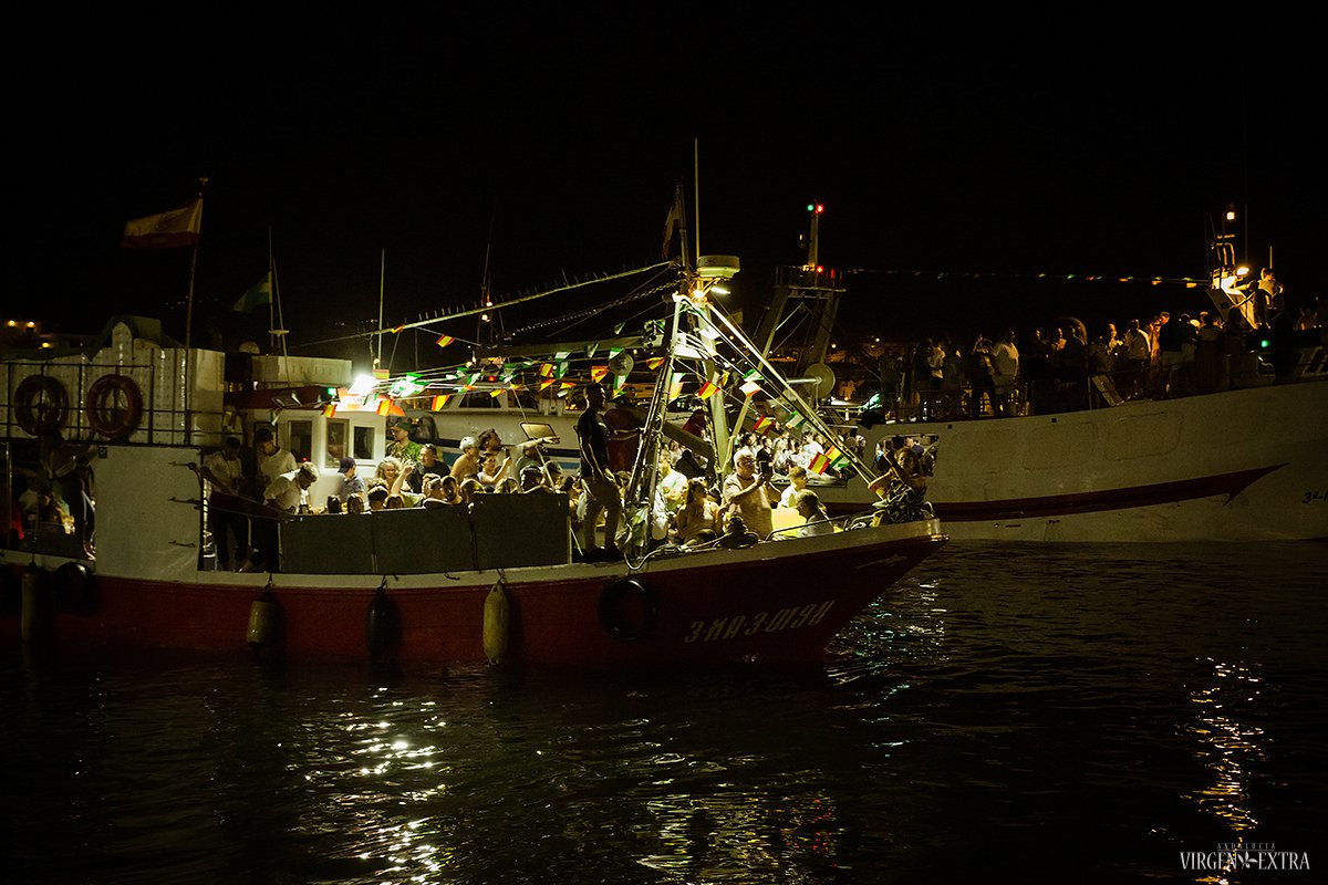 Mergelės Karmen procesija Caleta de Velez mieste | Andalūzija. Virgen Extra