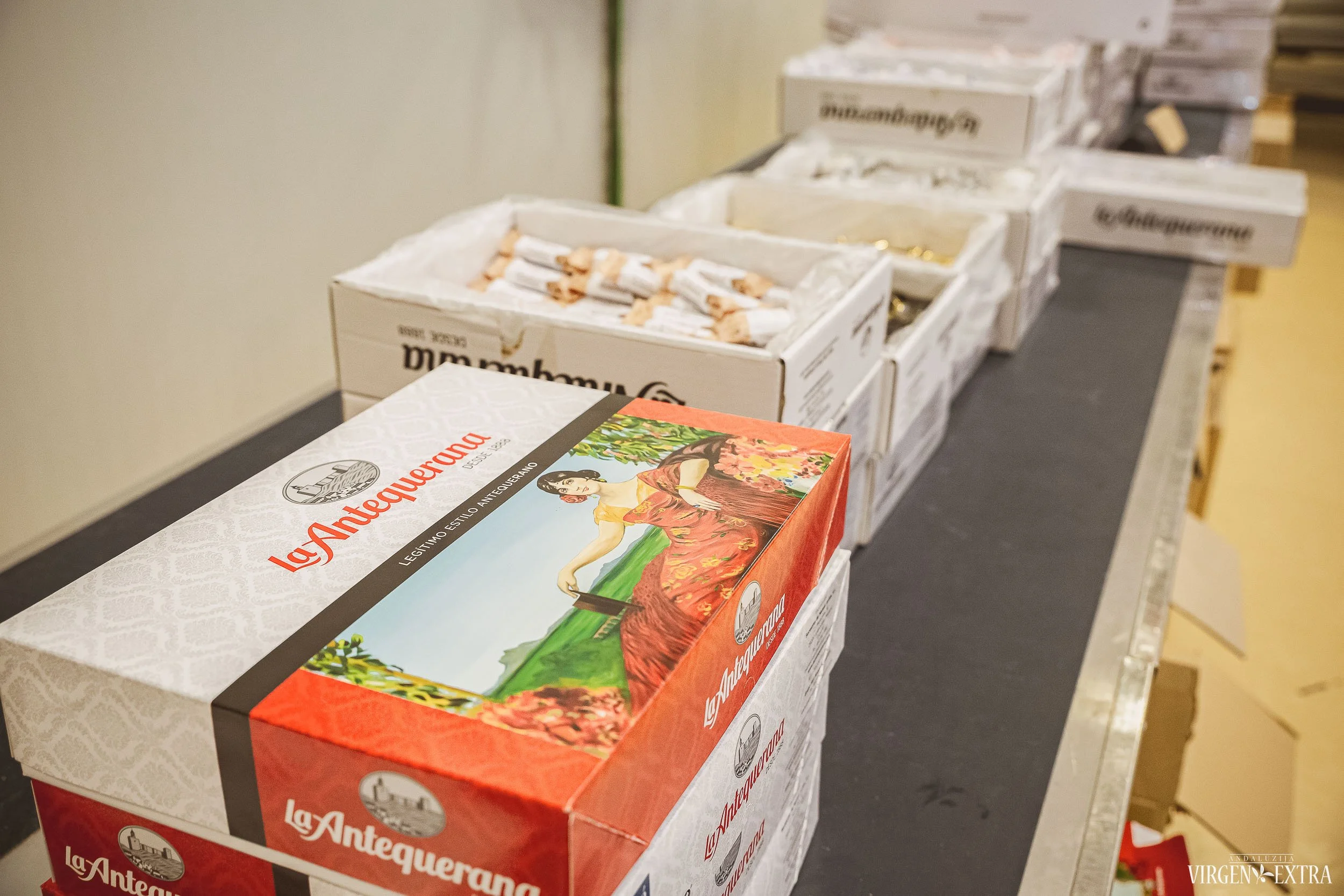 Ispaniškų saldumynų fabriko produkcija&nbsp;|&nbsp;Andalūzija. Virgen Extra